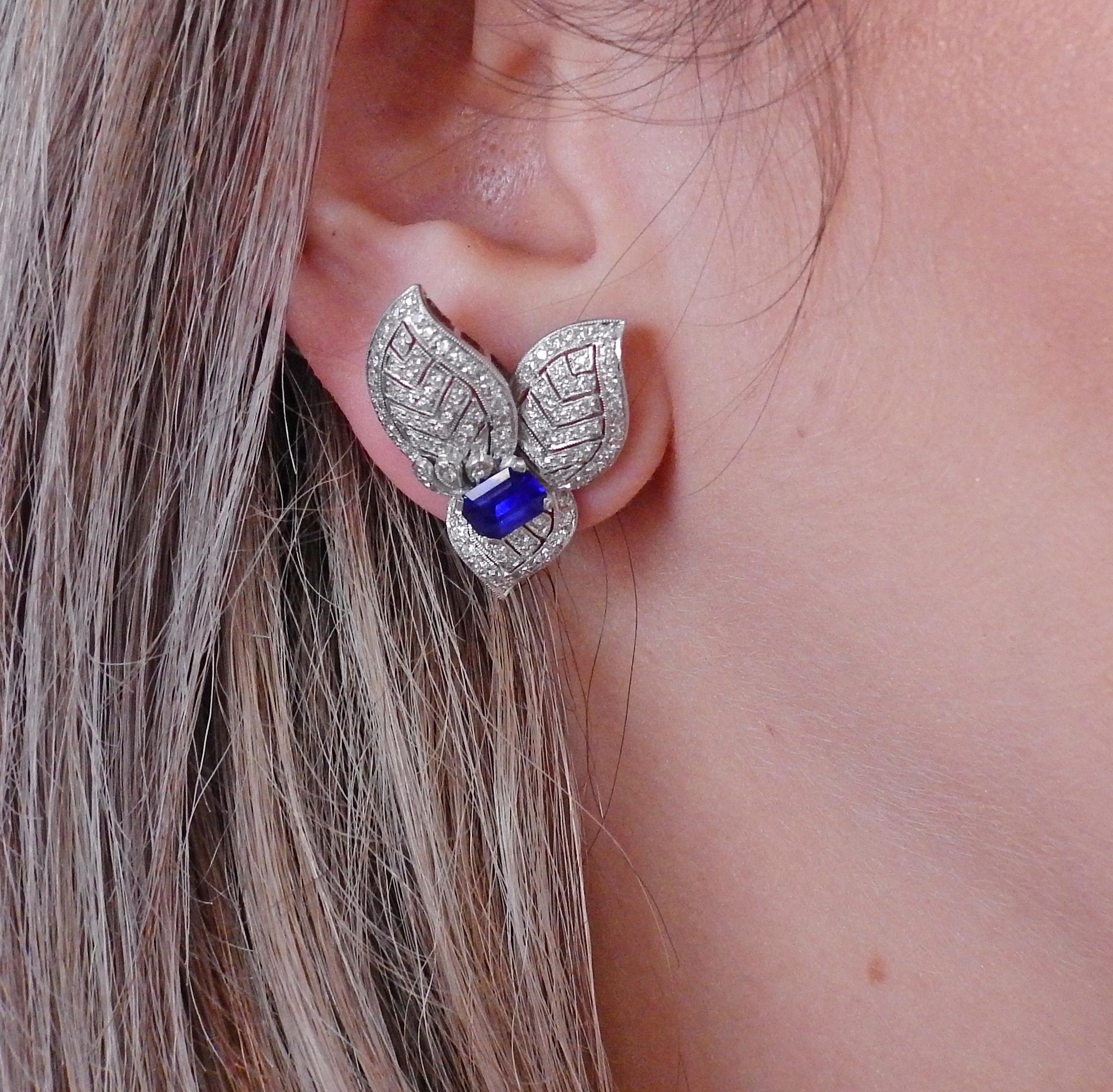 Women's Diamond Sapphire Gold Earrings For Sale
