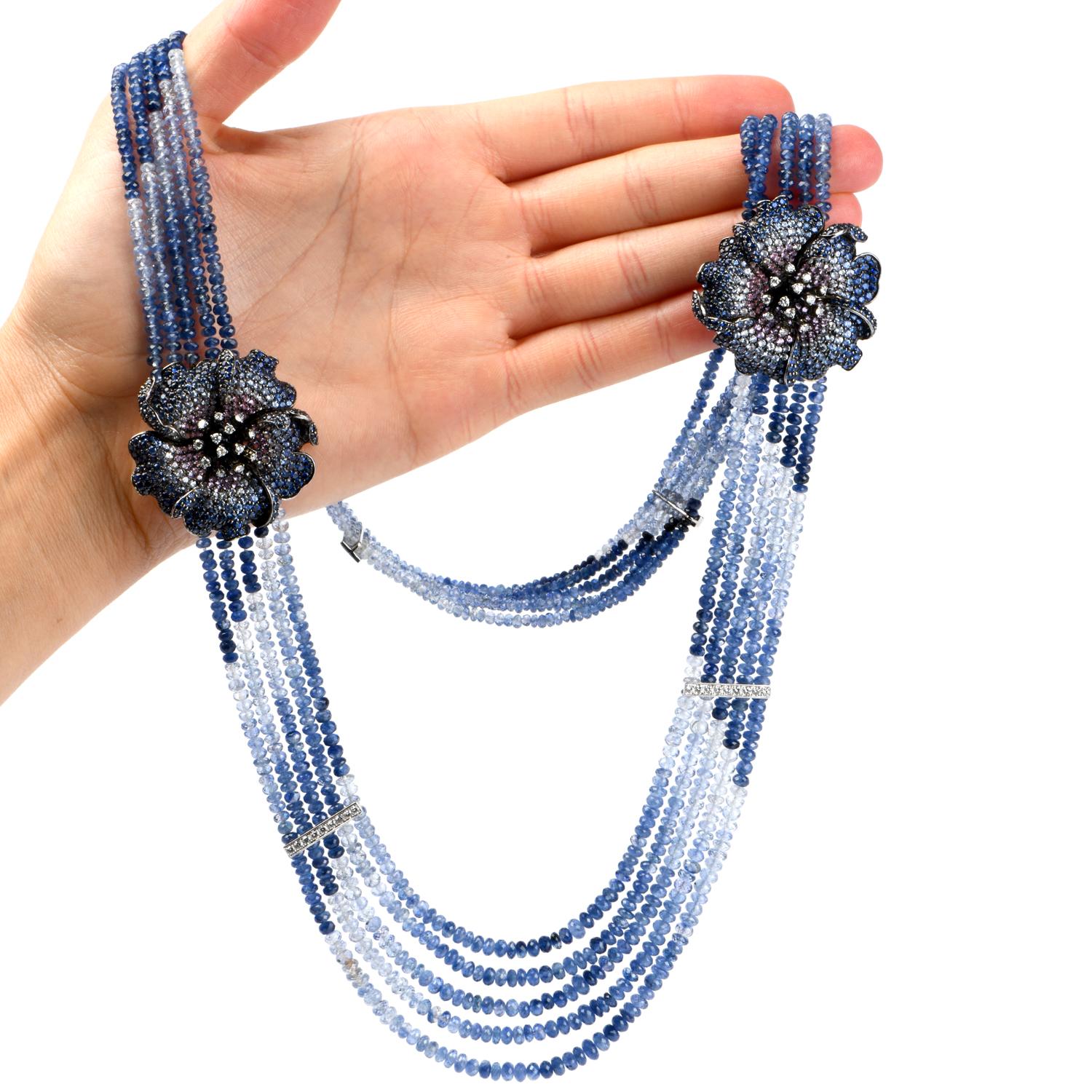 Collier de perles multibrins en or, diamants et saphirs et broches à double fleur en vente 4