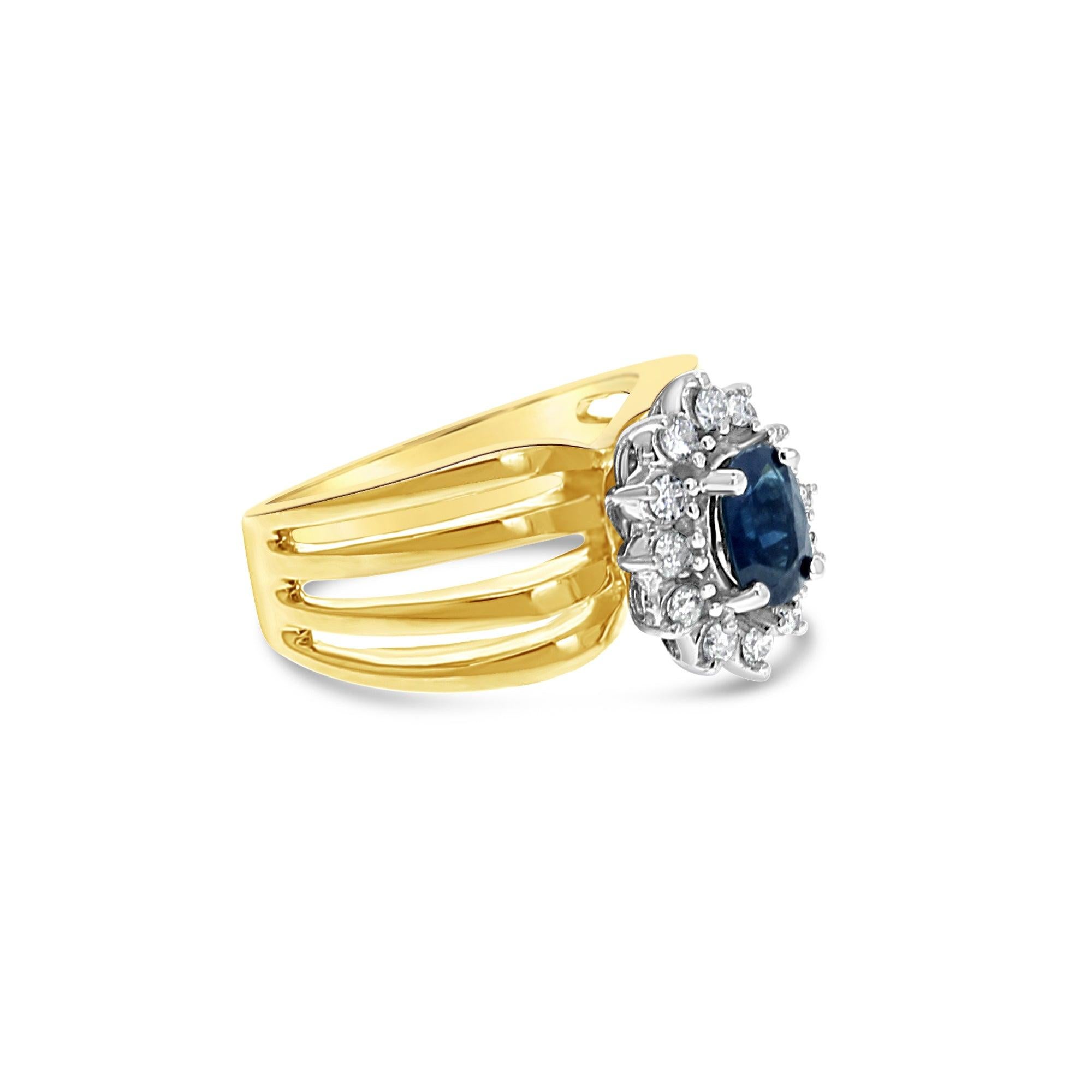 Taglio ovale Anello di fidanzamento con diamante e zaffiro aureolato 1,25cttw in oro giallo 14k in vendita
