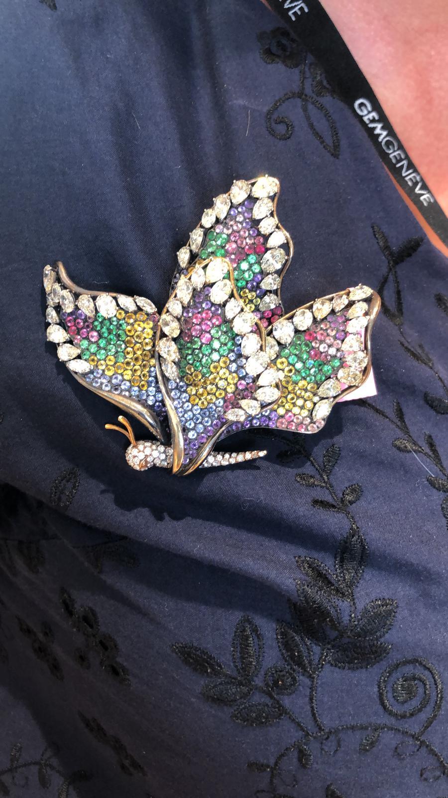 Diamond Sapphire Multicolor Pave Gold Butterfly Brooch In Good Condition In New York, NY