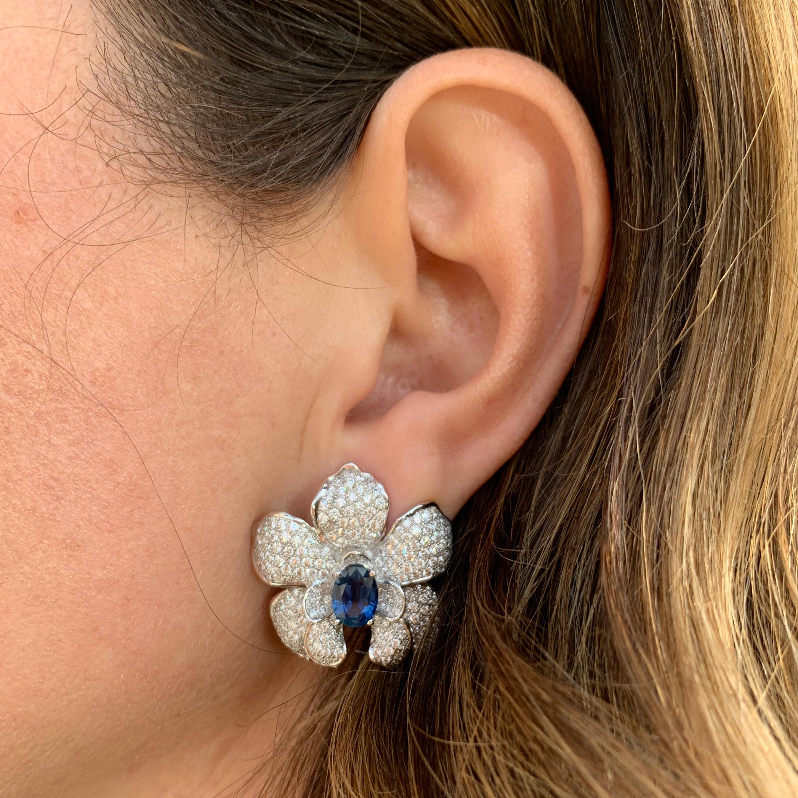 Diamond Sapphire Orchid White Gold Earrings by Carrera & Carrera 2