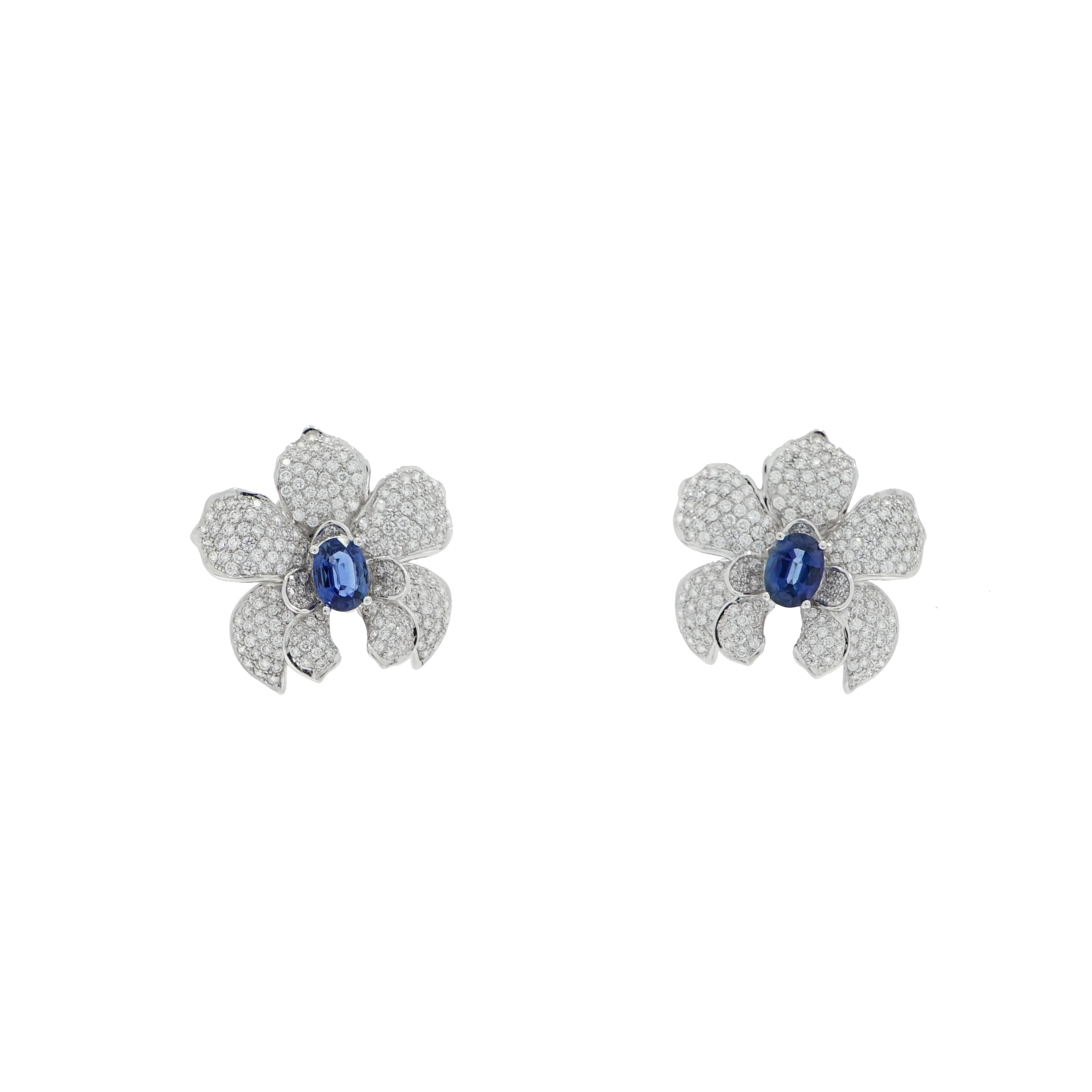 Diamond Sapphire Orchid White Gold Earrings by Carrera & Carrera In New Condition In Greenwich, CT
