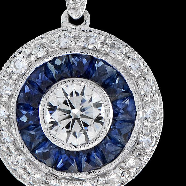 Round Diamond and Sapphire Double Halo Art Deco Style Pendant in 18K White Gold In New Condition For Sale In Bangkok, TH