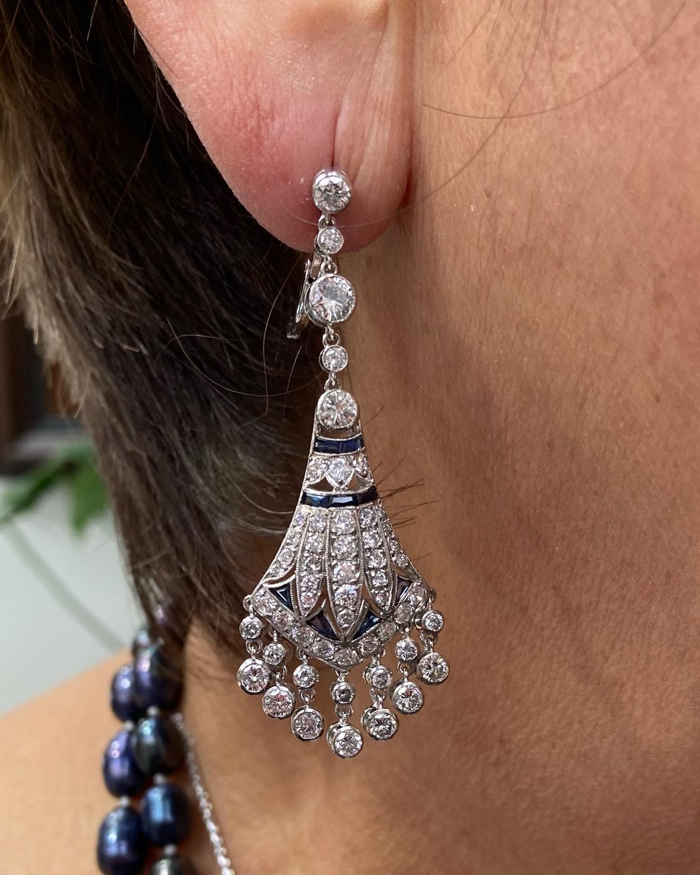 Diamond Sapphire Platinum Chandelier Earrings In Good Condition In Los Angeles, CA