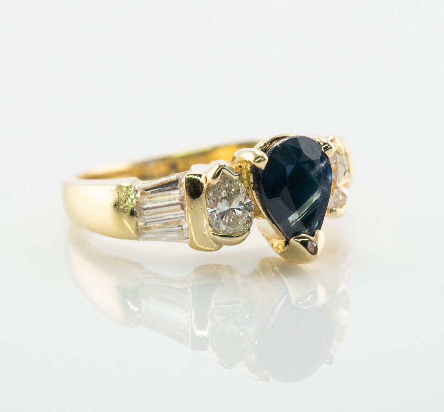Diamond Sapphire Ring 18K Gold Band Vintage In Good Condition For Sale In East Brunswick, NJ