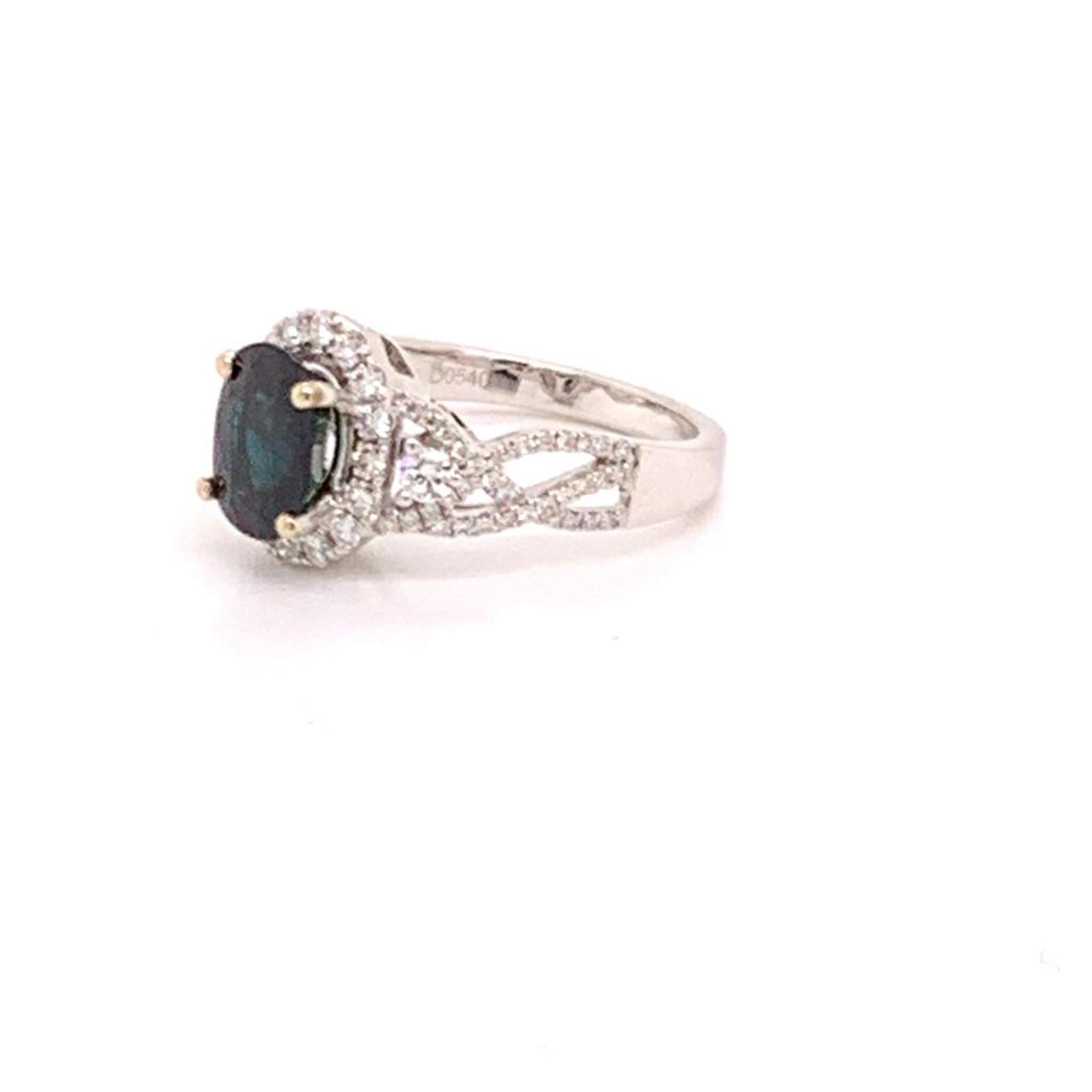 Modern Diamond Sapphire Ring 6.5 18k Gold 2.62 TCW Women Certified For Sale