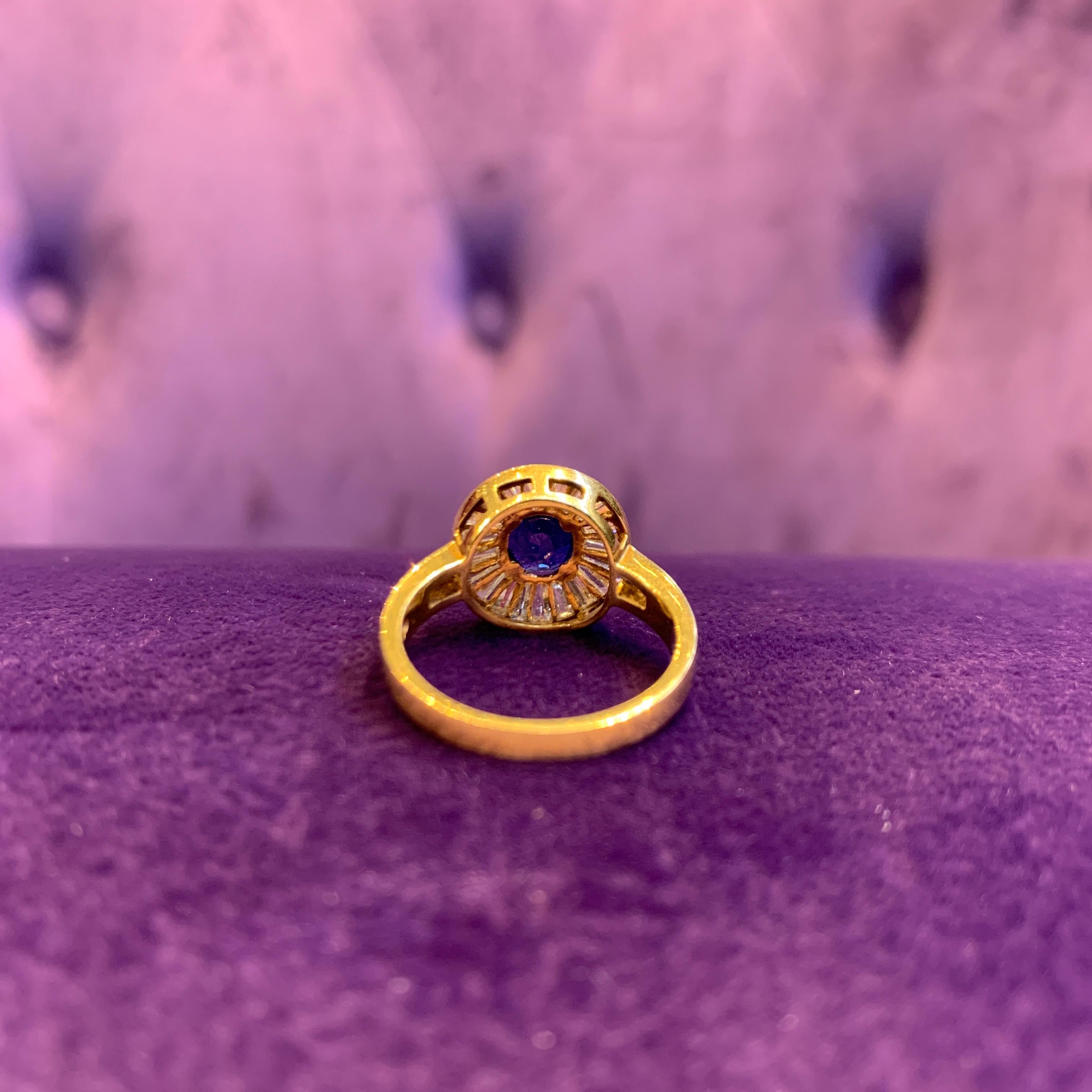 Diamond & Sapphire Ring For Sale 3