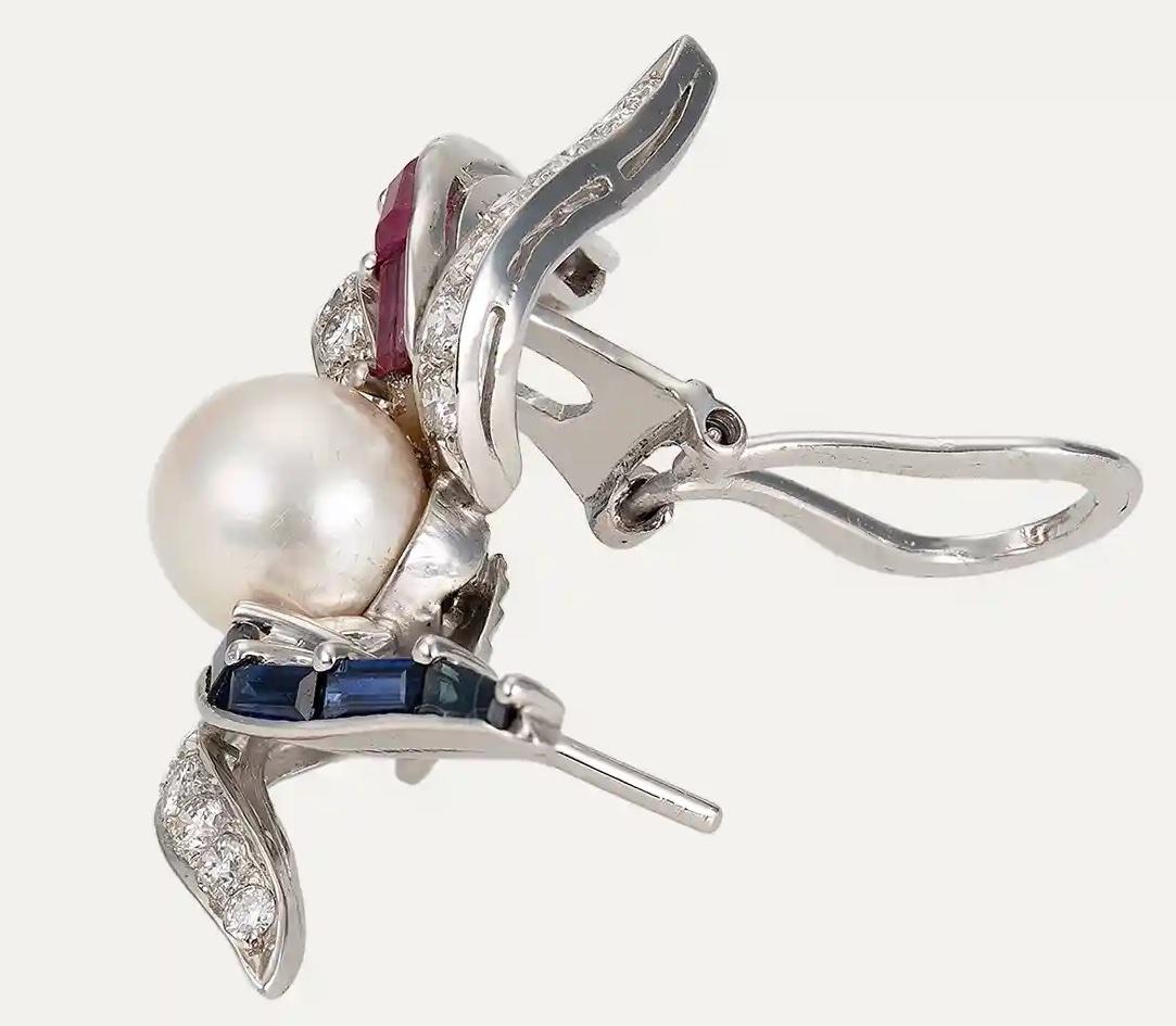 Boucles d'oreilles or blanc diamant saphir rubis perle en vente 1