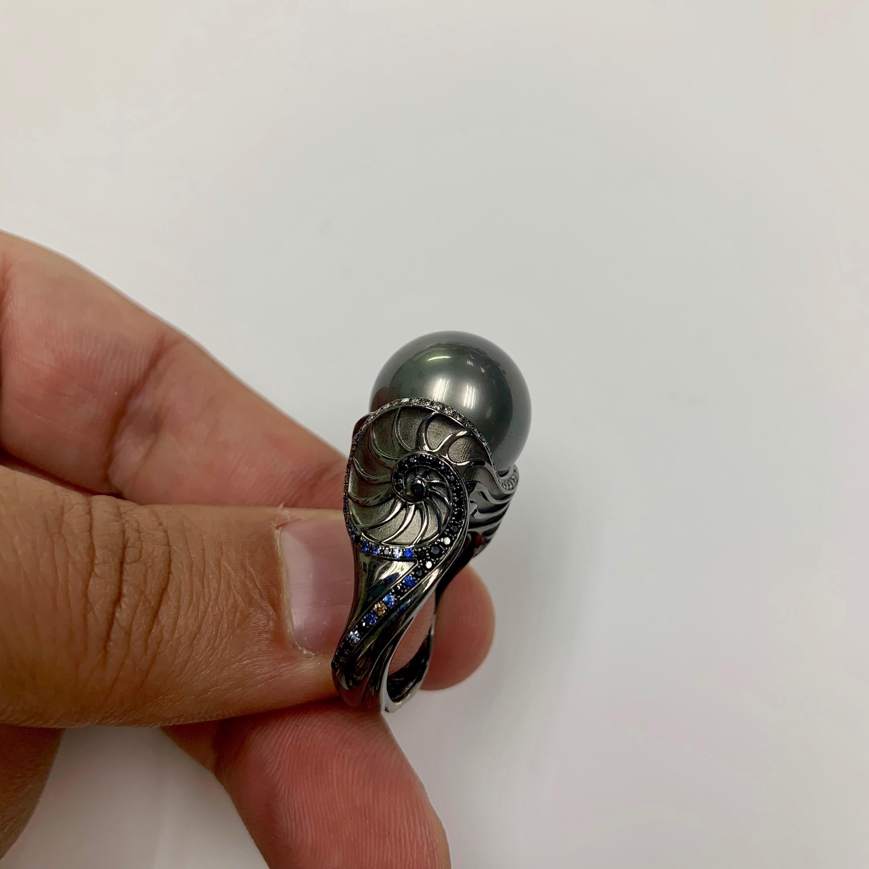 Diamond Sapphire Tahiti Pearl 18 Karat Black Gold Seashell Ring In New Condition In Bangkok, TH