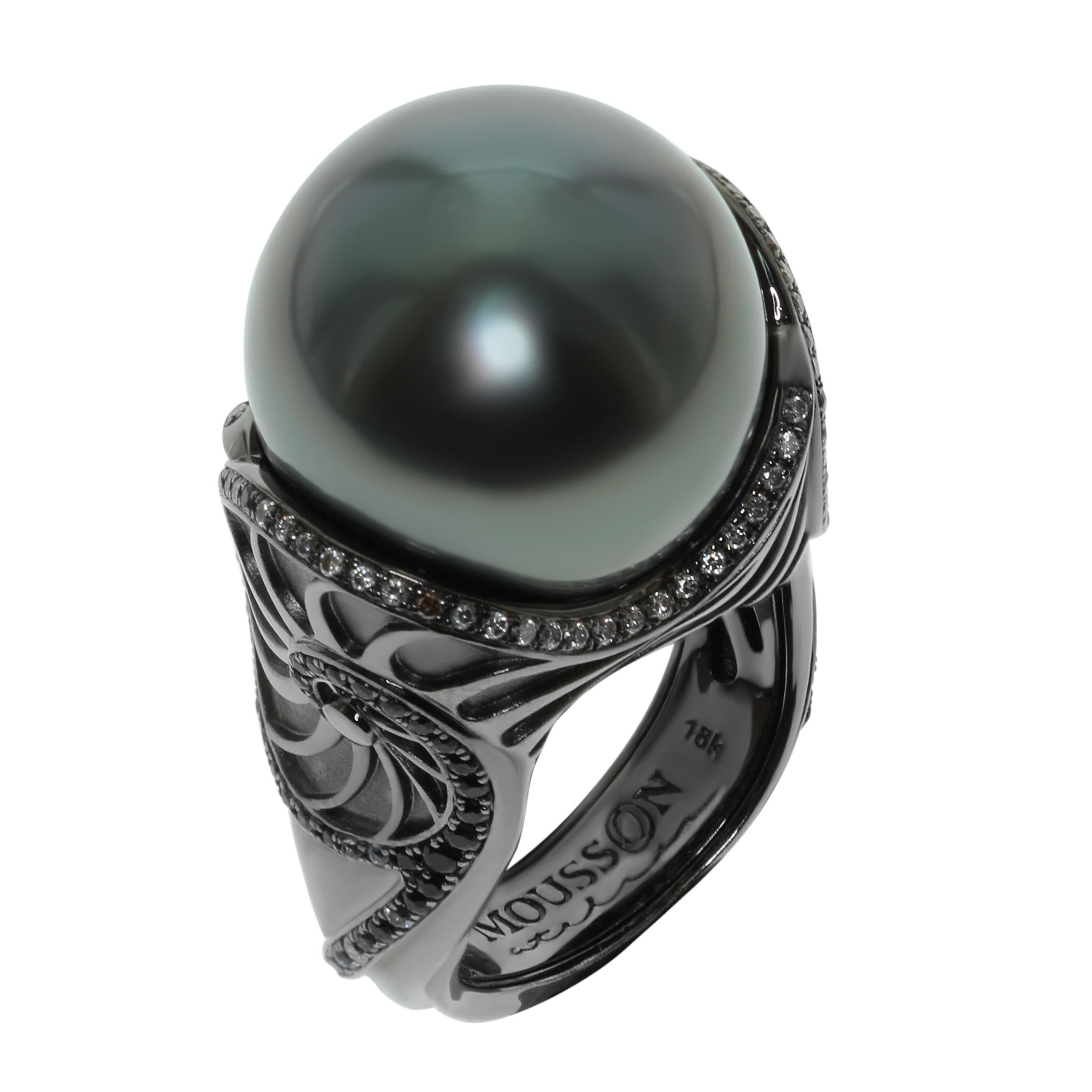 Contemporary Diamond Sapphire Tahiti Pearl 18 Karat Black Gold Seashell Ring For Sale