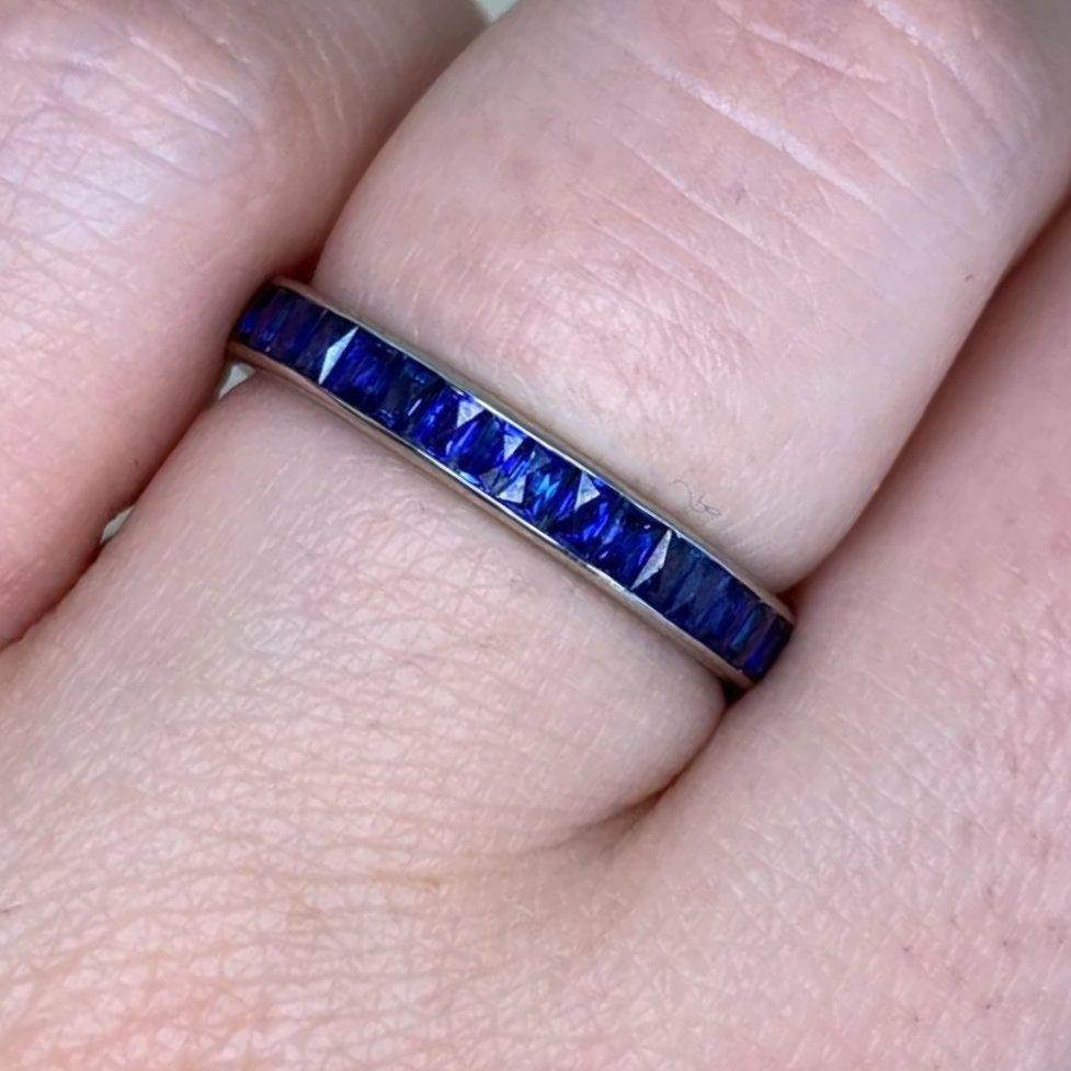 French Cut Diamond Sapphire Wedding Band (Approx. 2.00-Carats), Platinum For Sale