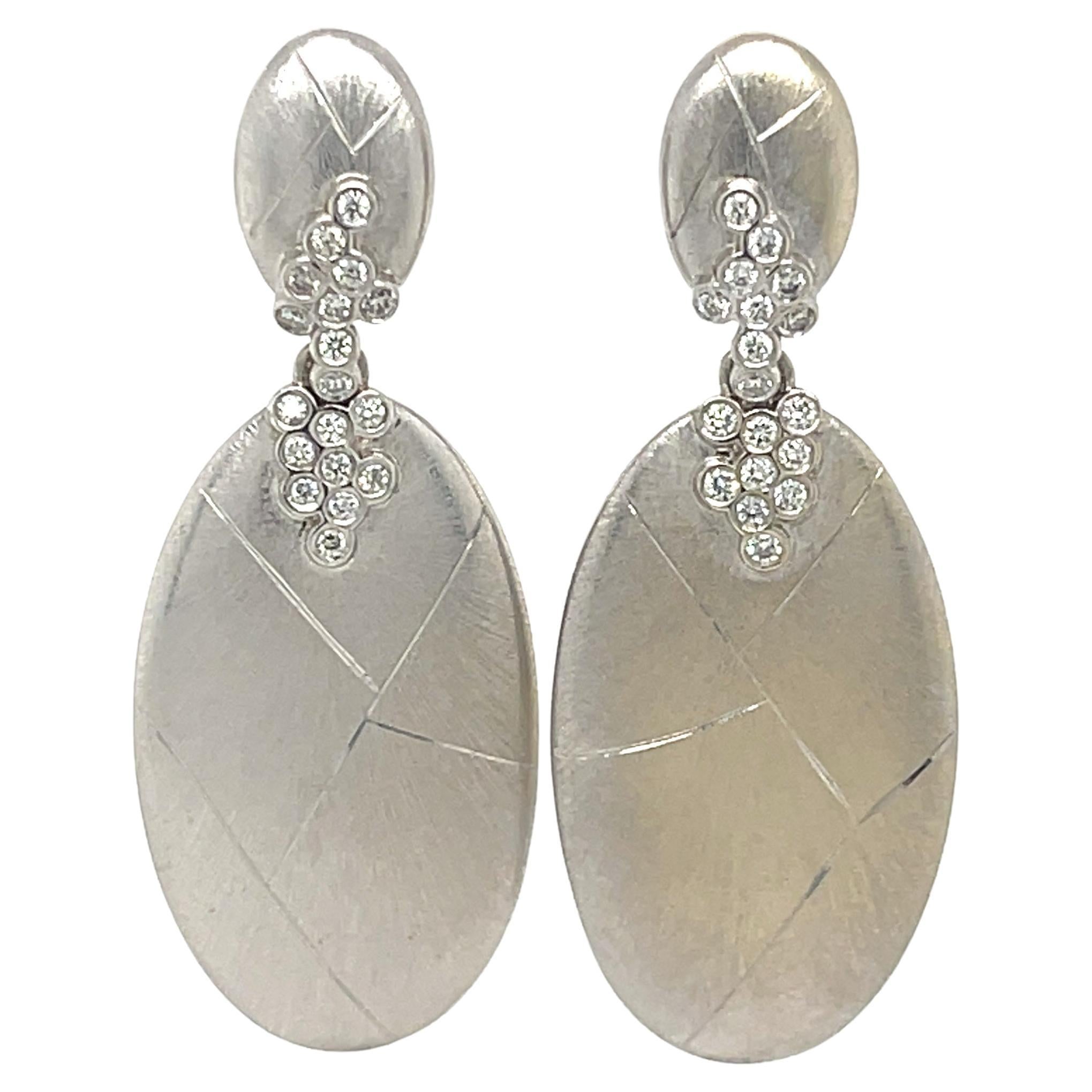 Diamond Satin Dangle Earrings 18k White Gold For Sale