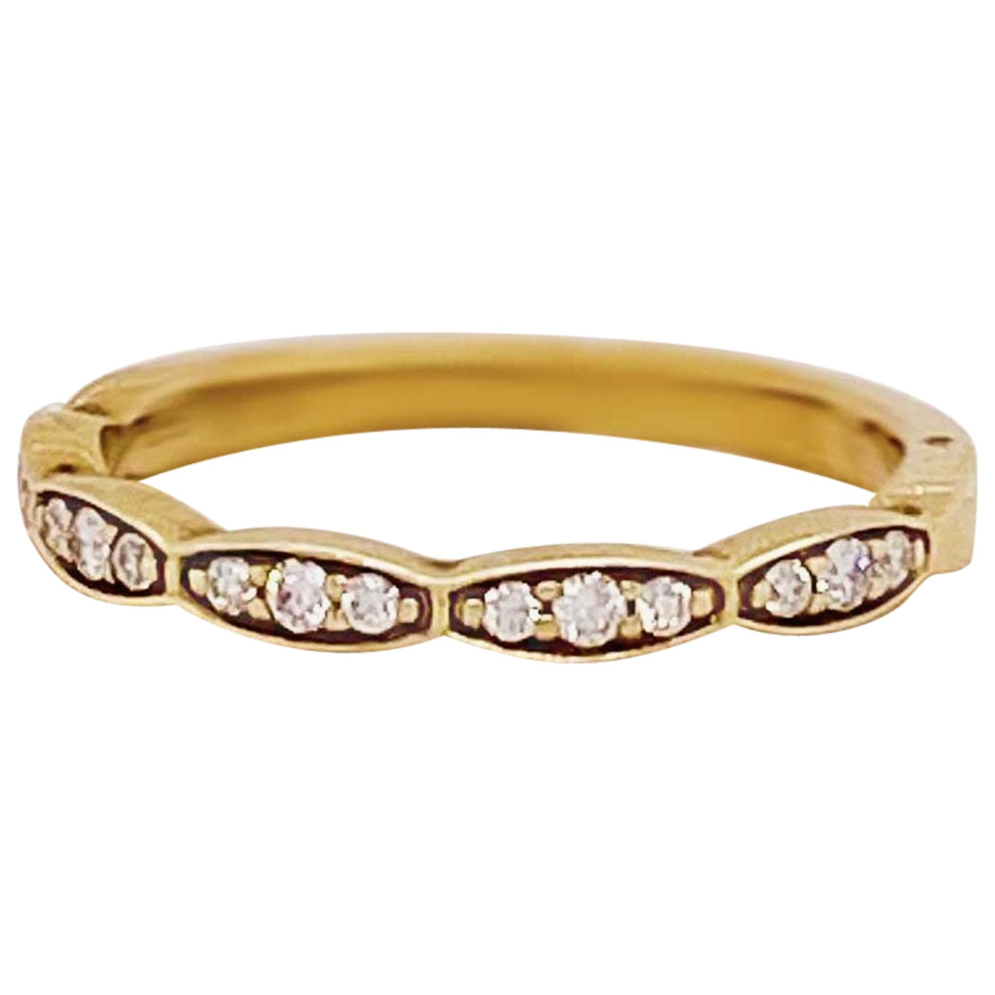 Diamond Scallop Band 14 Karat Gold Half Design 0.15 Carat Diamond Wedding Band For Sale