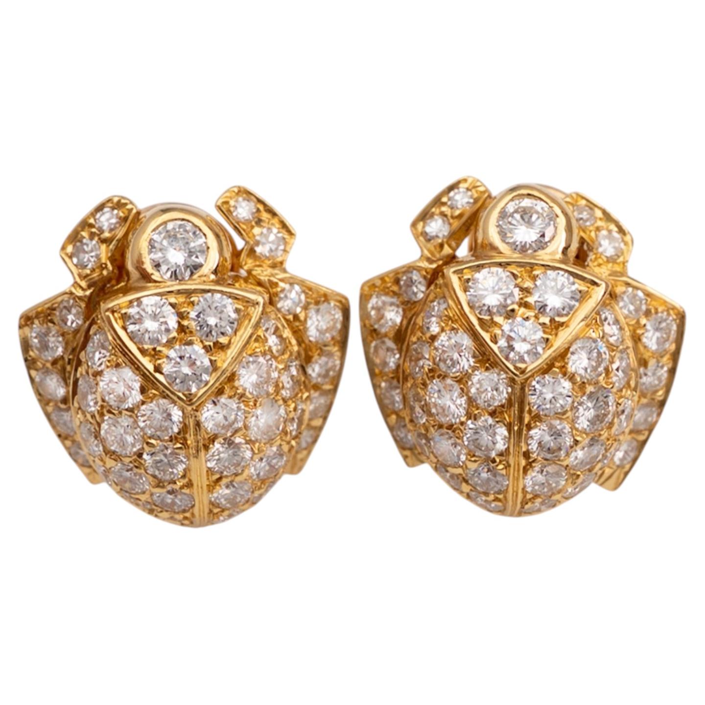 Diamond Scarabée and 18k Yellow Gold Stud Earrings For Sale