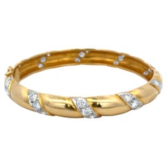Diamond Sculpted Twist Bangle Bracelet 4.50 Carats 18KT Yellow Gold 21.1 Grams