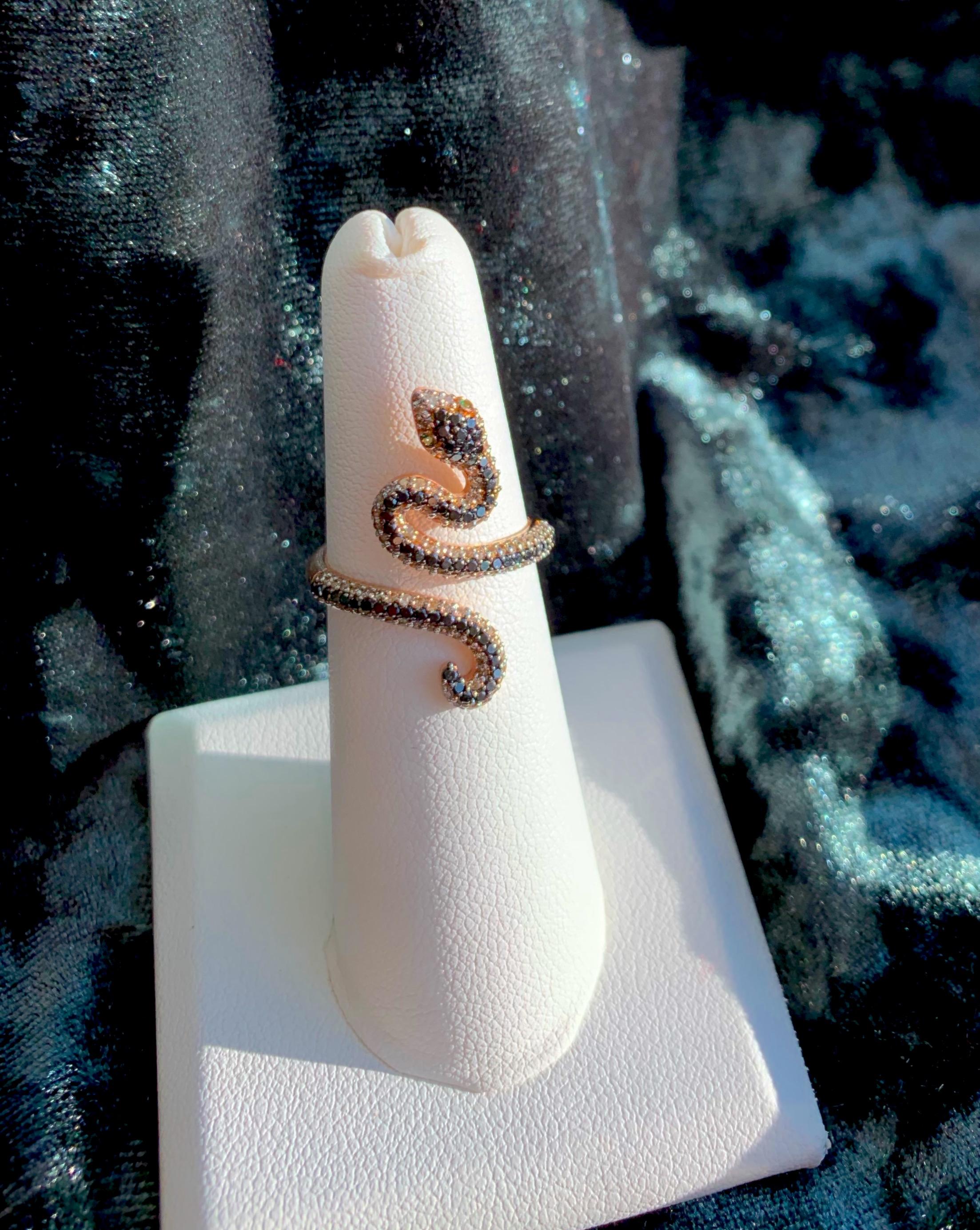 Diamond Serpent Ring in 18 Karat Rose Gold For Sale 1