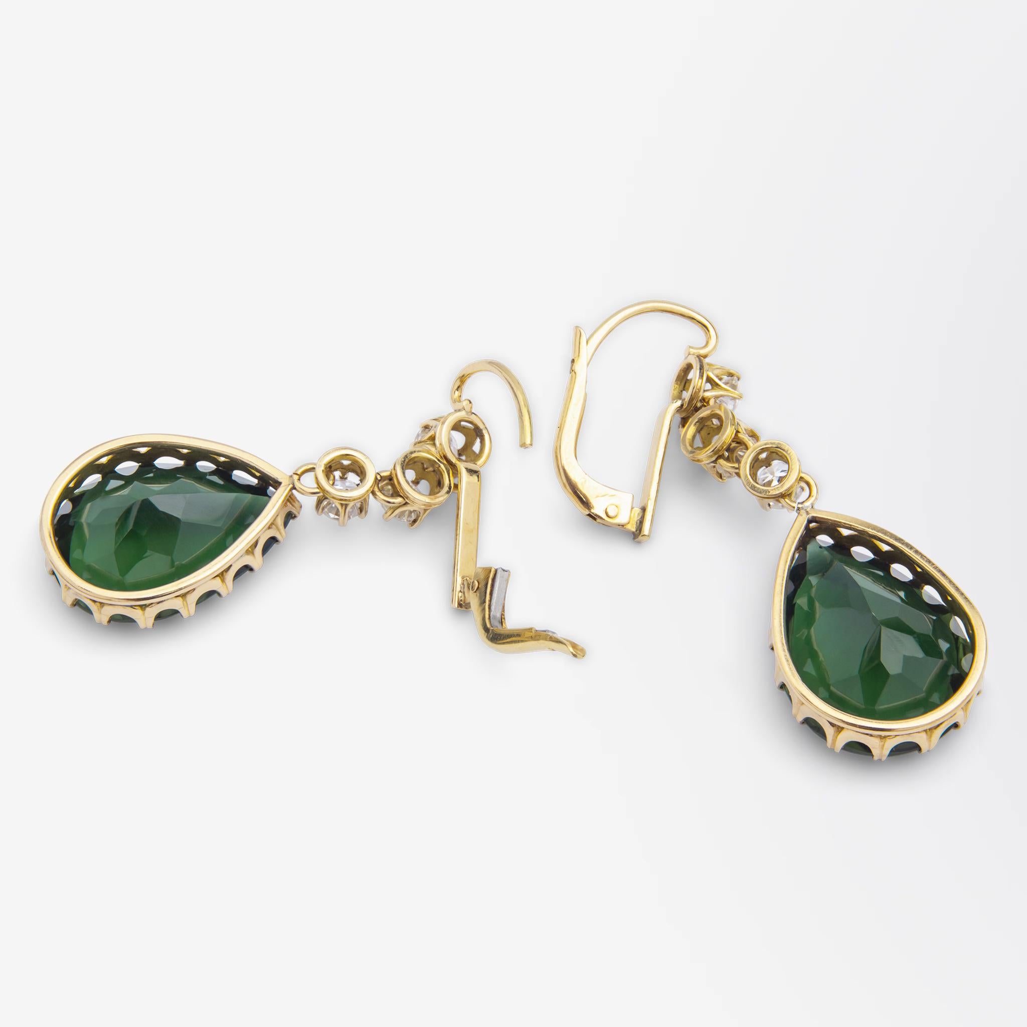 Taille brillant Boucles d'oreilles en or jaune 18 carats serties de diamants en vente