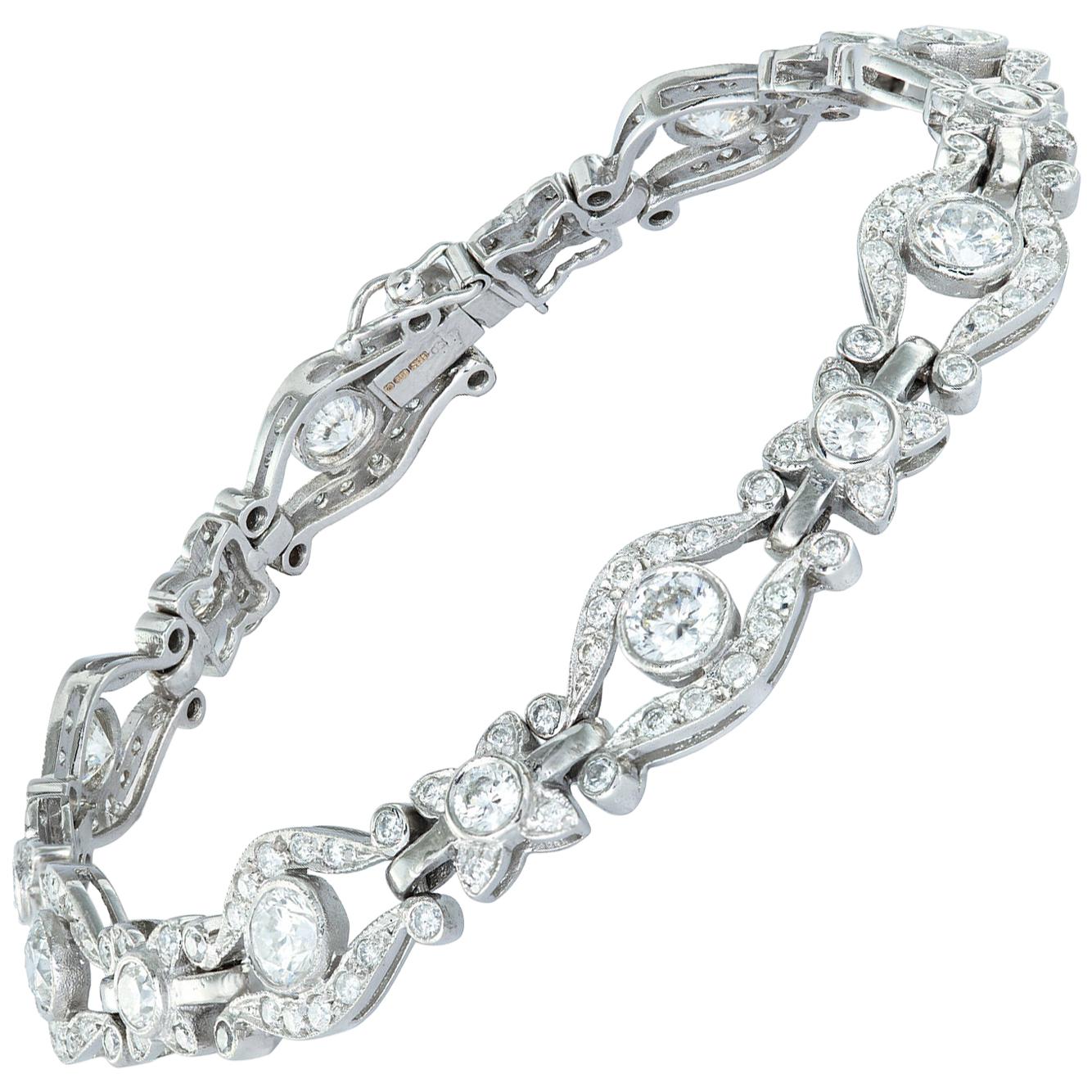 Bracelet serti de diamants en vente