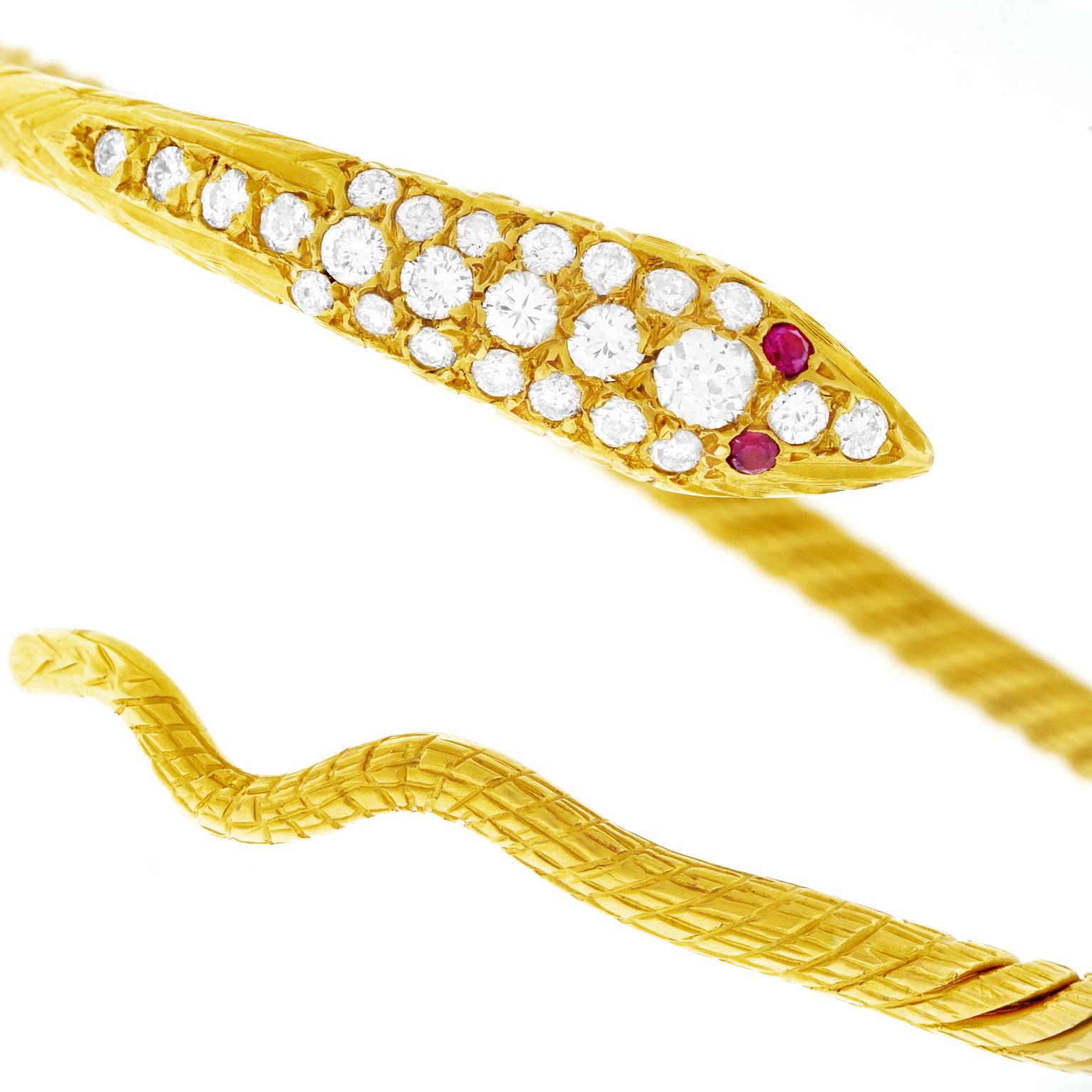 Women's Diamond Set High Karat Gold Snake Bracelet