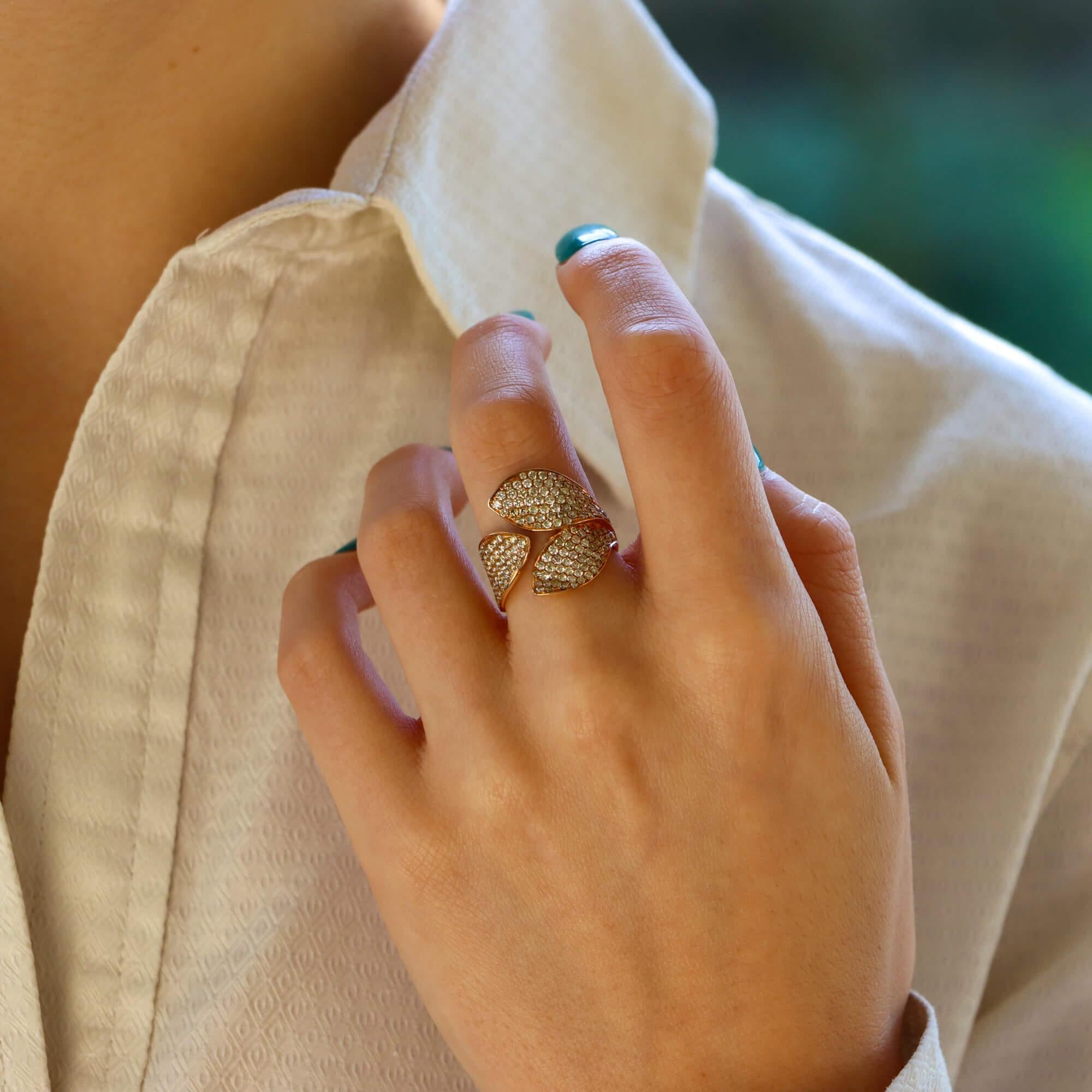 rose gold diamond leaf ring