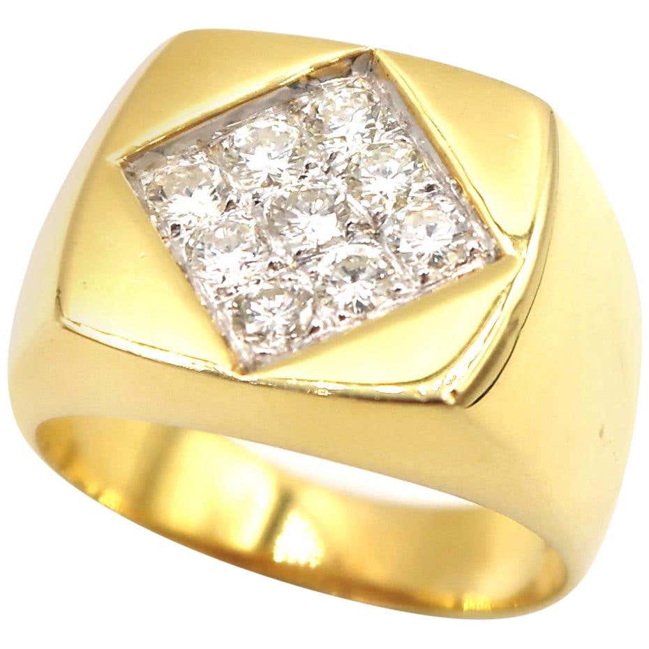Diamond-Set Square 18 Karat Yellow Gold Men's Signet Ring For Sale at ...