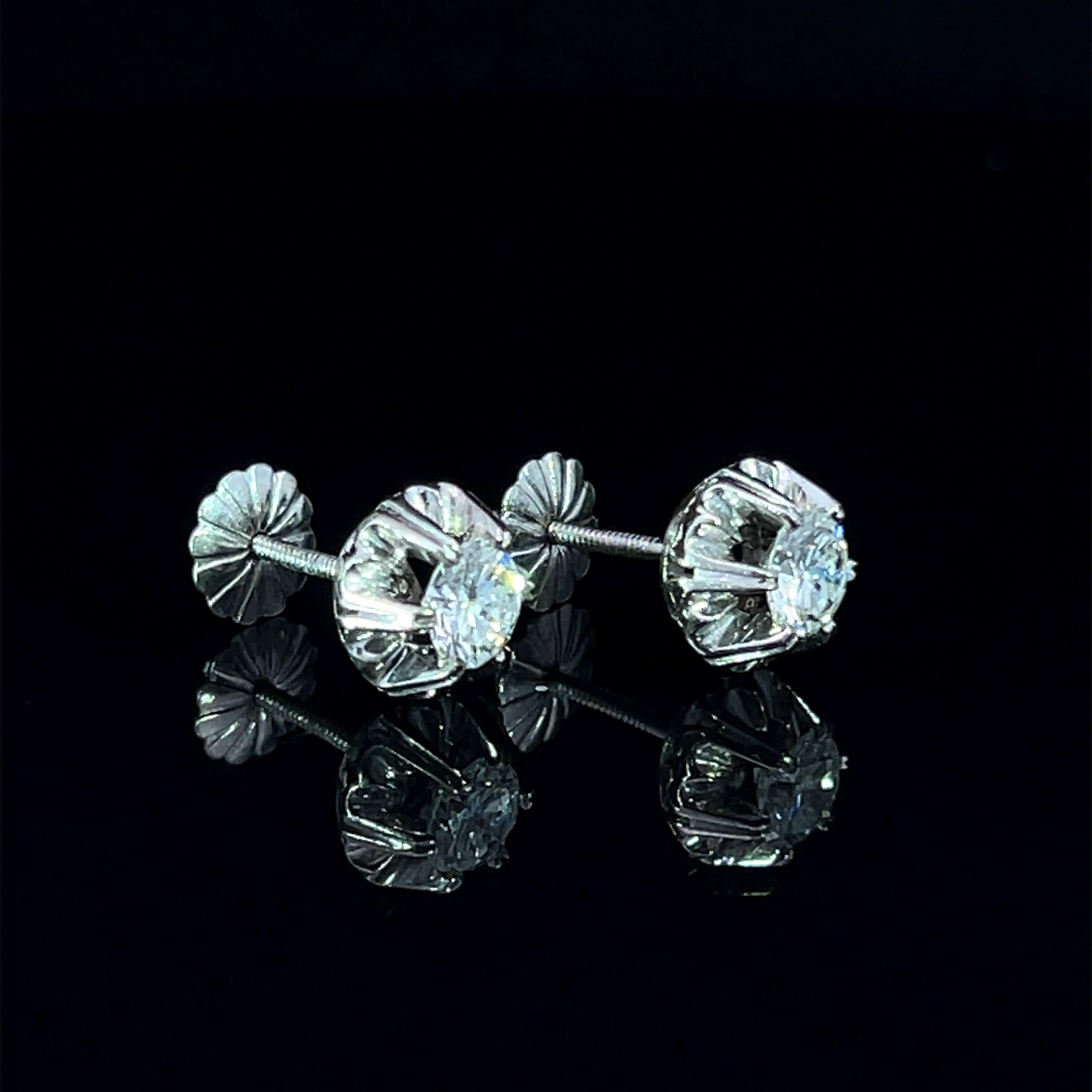 Diamond Set Stud Earrings Circa 1930s In Good Condition For Sale In ADELAIDE, SA