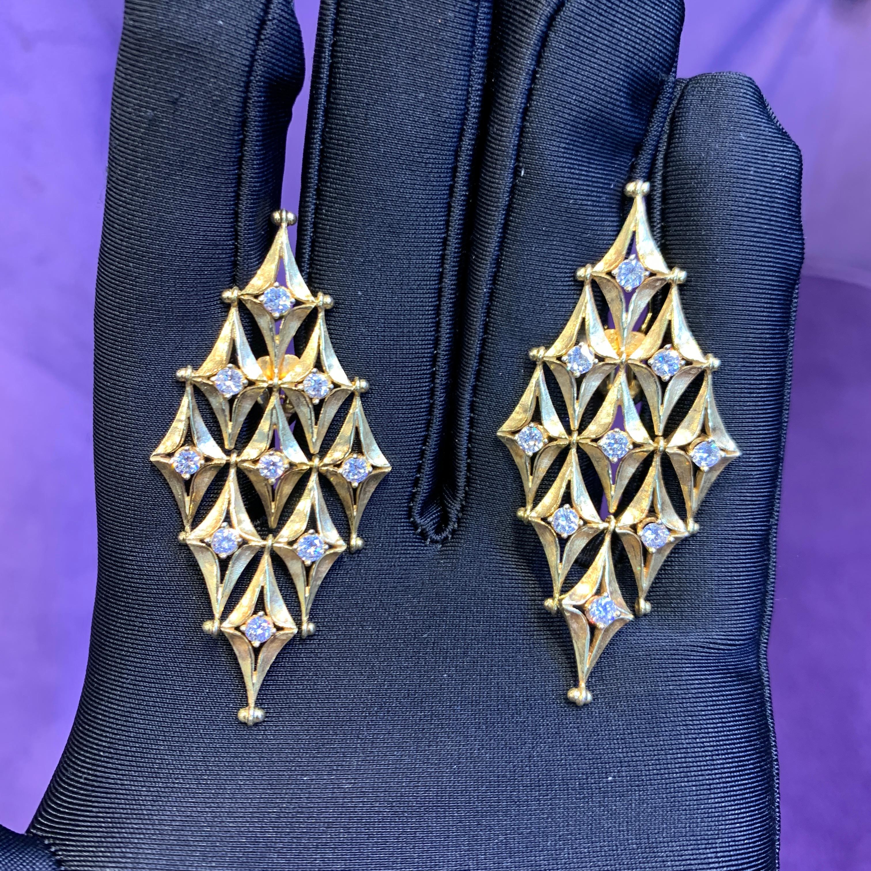 Diamond Shaped Diamond Earrings In Excellent Condition For Sale In New York, NY