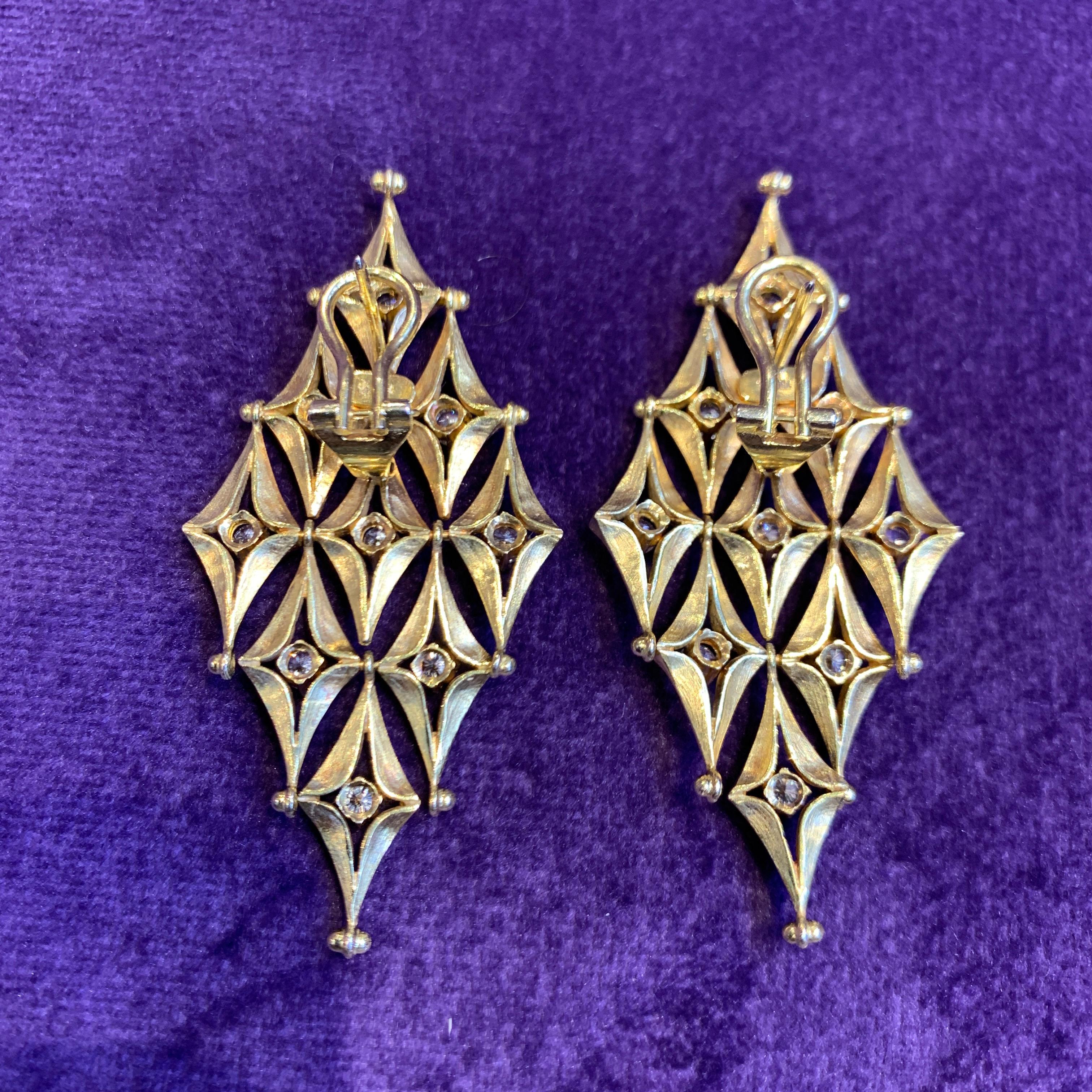Diamond Shaped Diamond Earrings For Sale 2