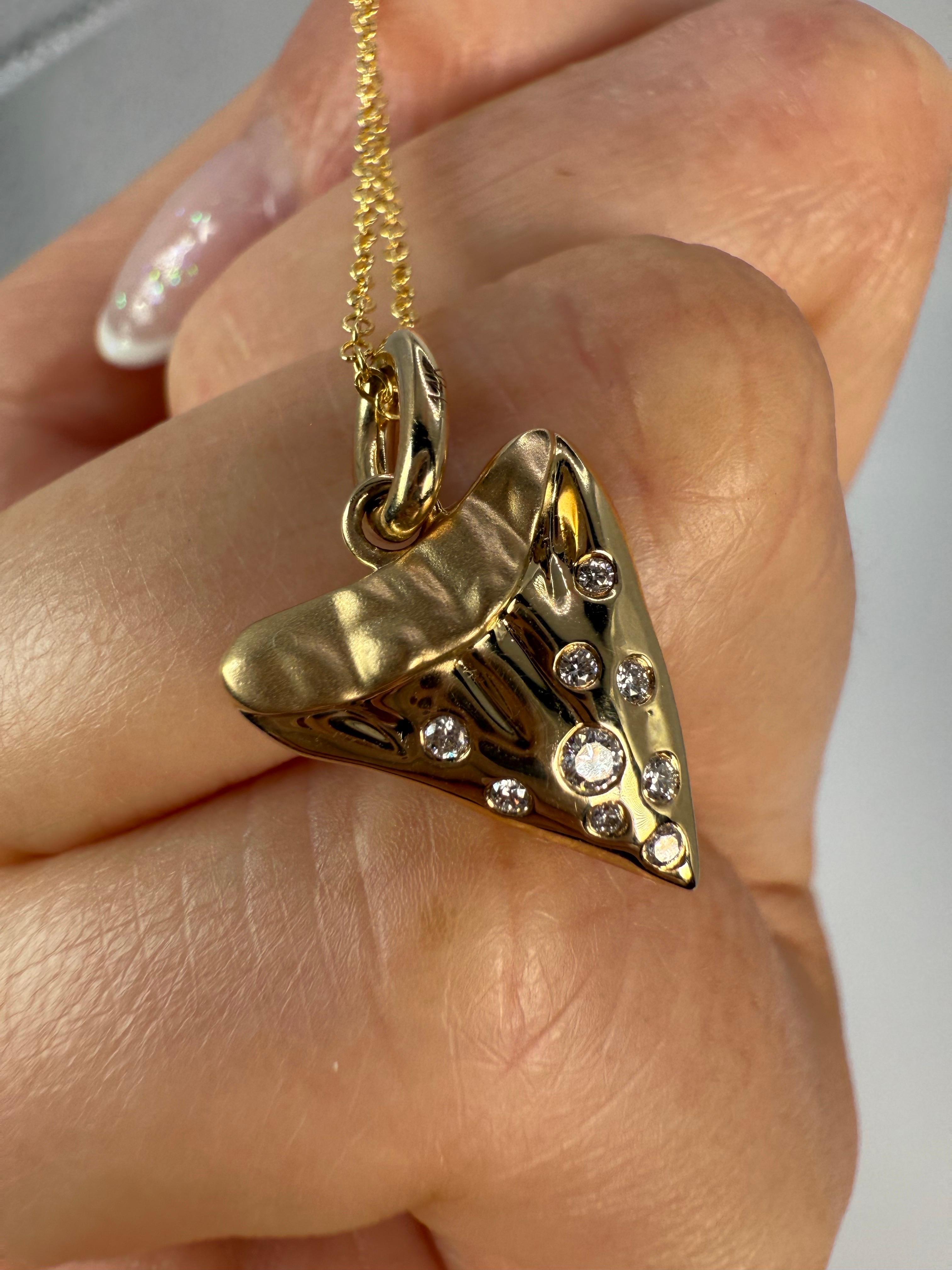 Dent de requin en diamant or 14KT Unisexe en vente