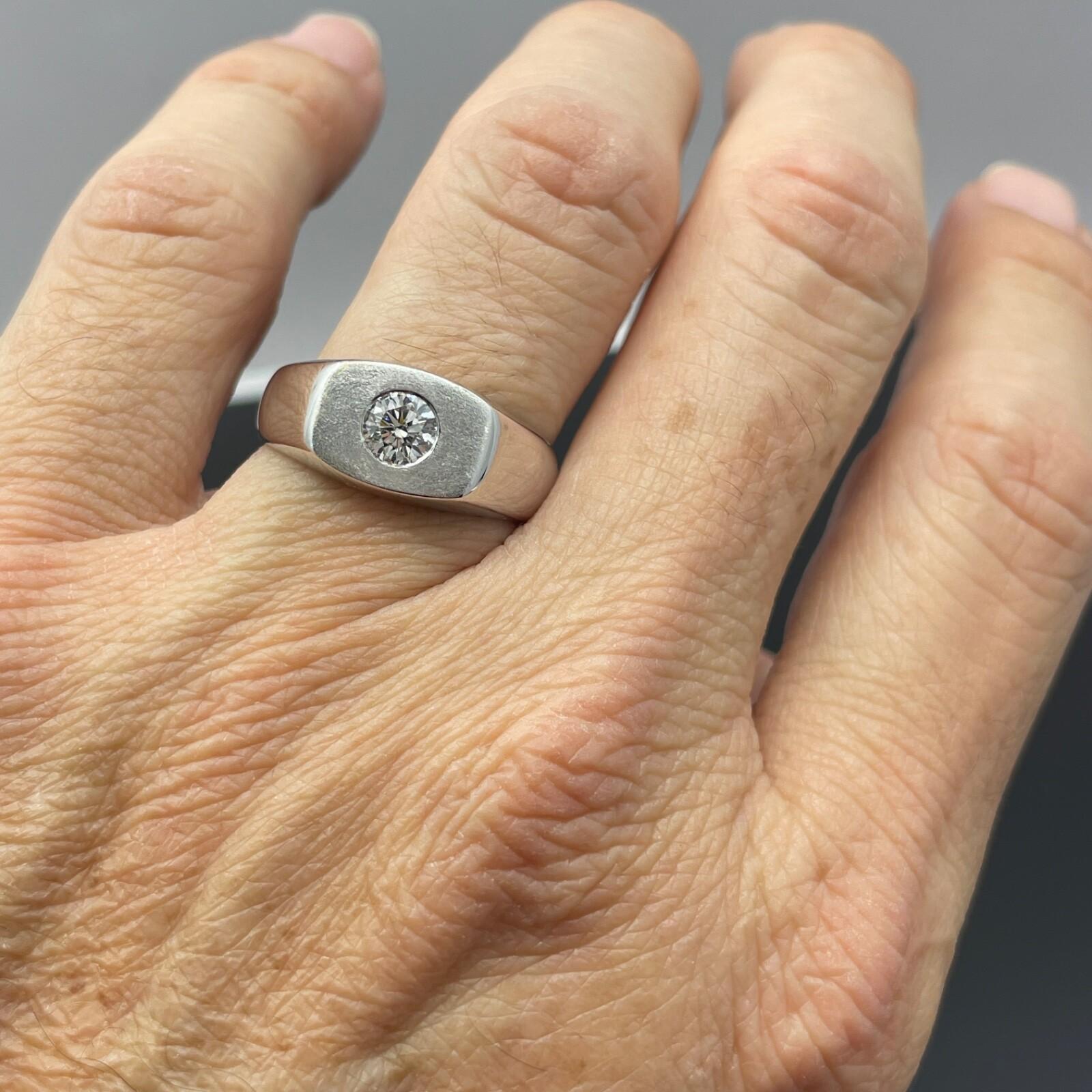 Women's or Men's Diamond Signet Ring .49ct Round Brilliant F/VS - 14k White Gold Sz 9.25 For Sale