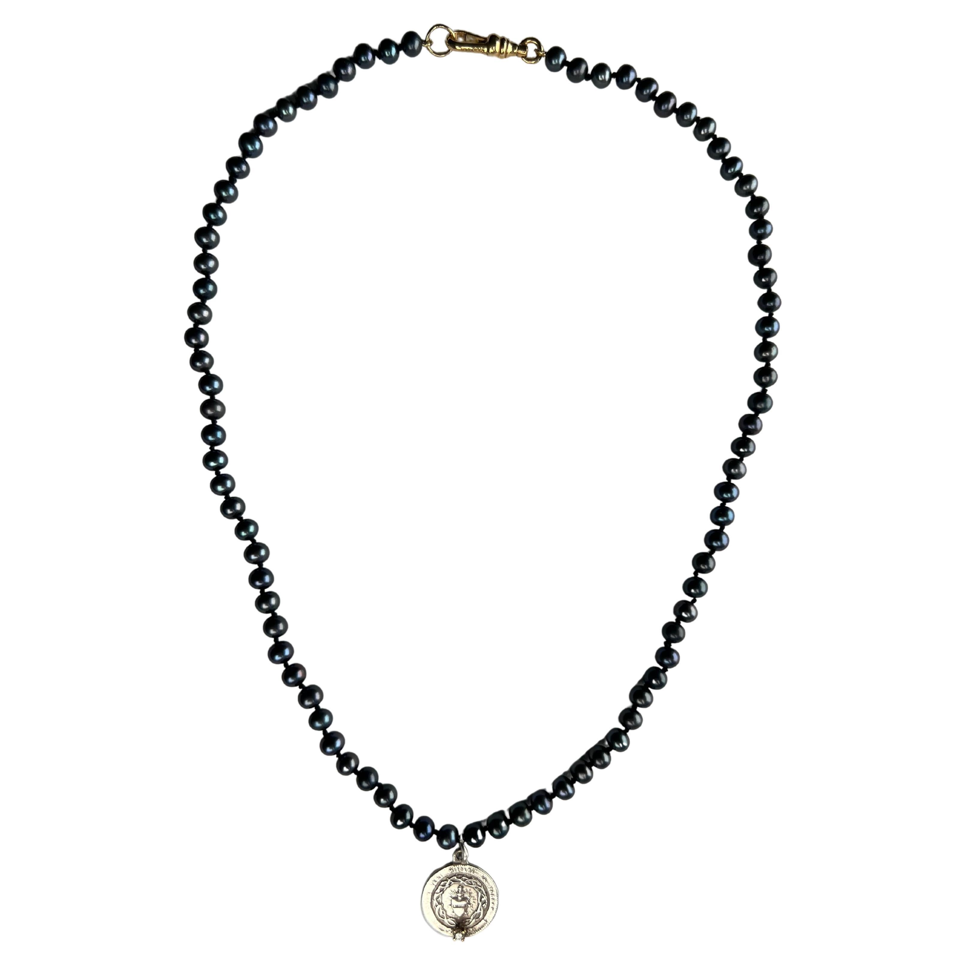austin powers necklace