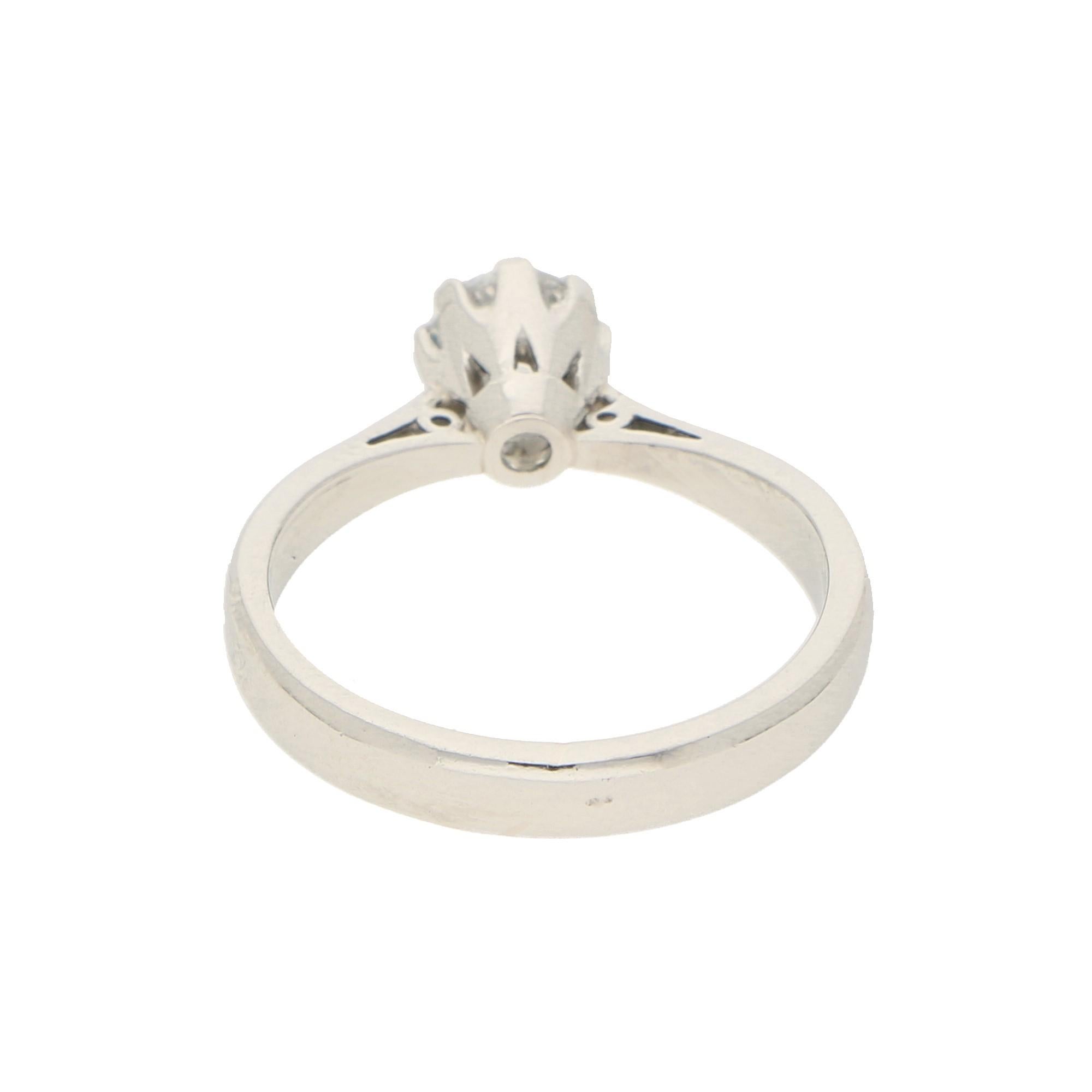 Modern Diamond Single Solitaire Engagement Ring in Platinum