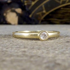 Diamond Single Stone Ring in Yellow Gold Bezel Setting