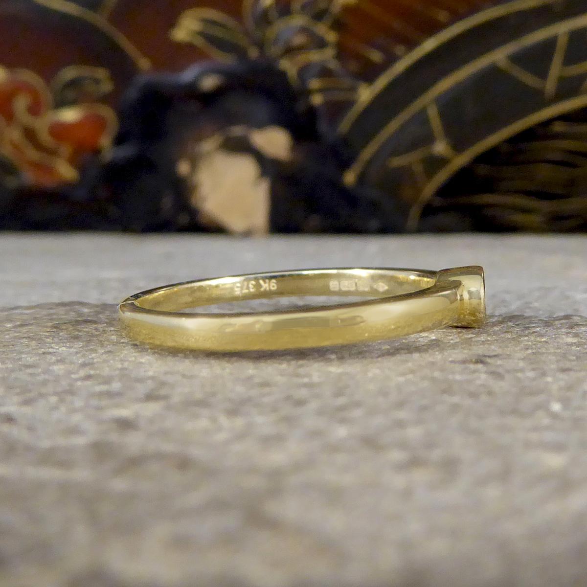 Modern Diamond Single Stone Ring in Yellow Gold Bezel Setting For Sale
