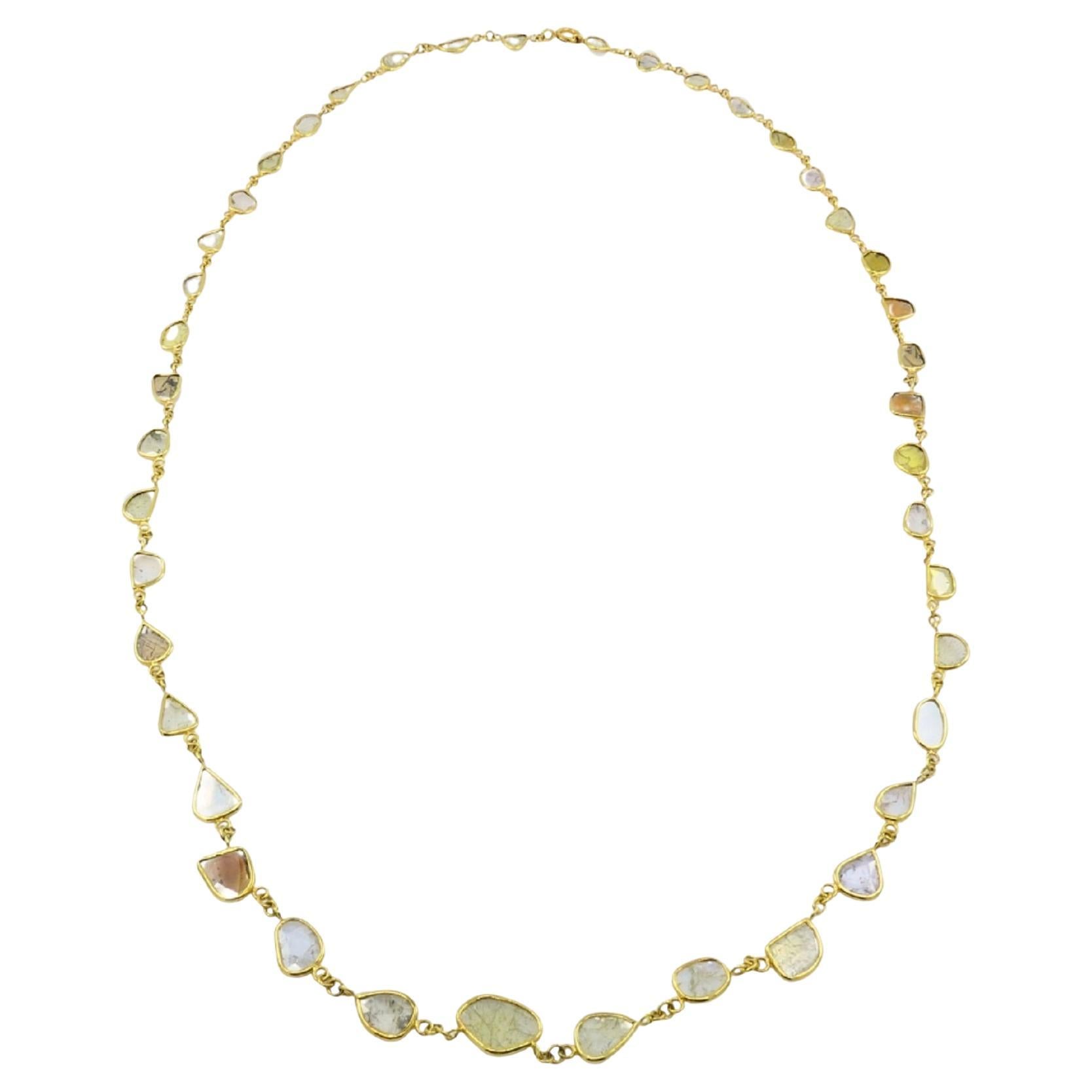 Collier à tranches de diamants en or 18k et diamant gris en vente