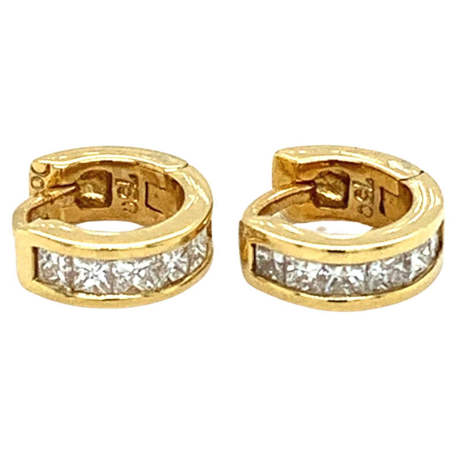 Diamond small hoop earrings 18k yellow gold For Sale