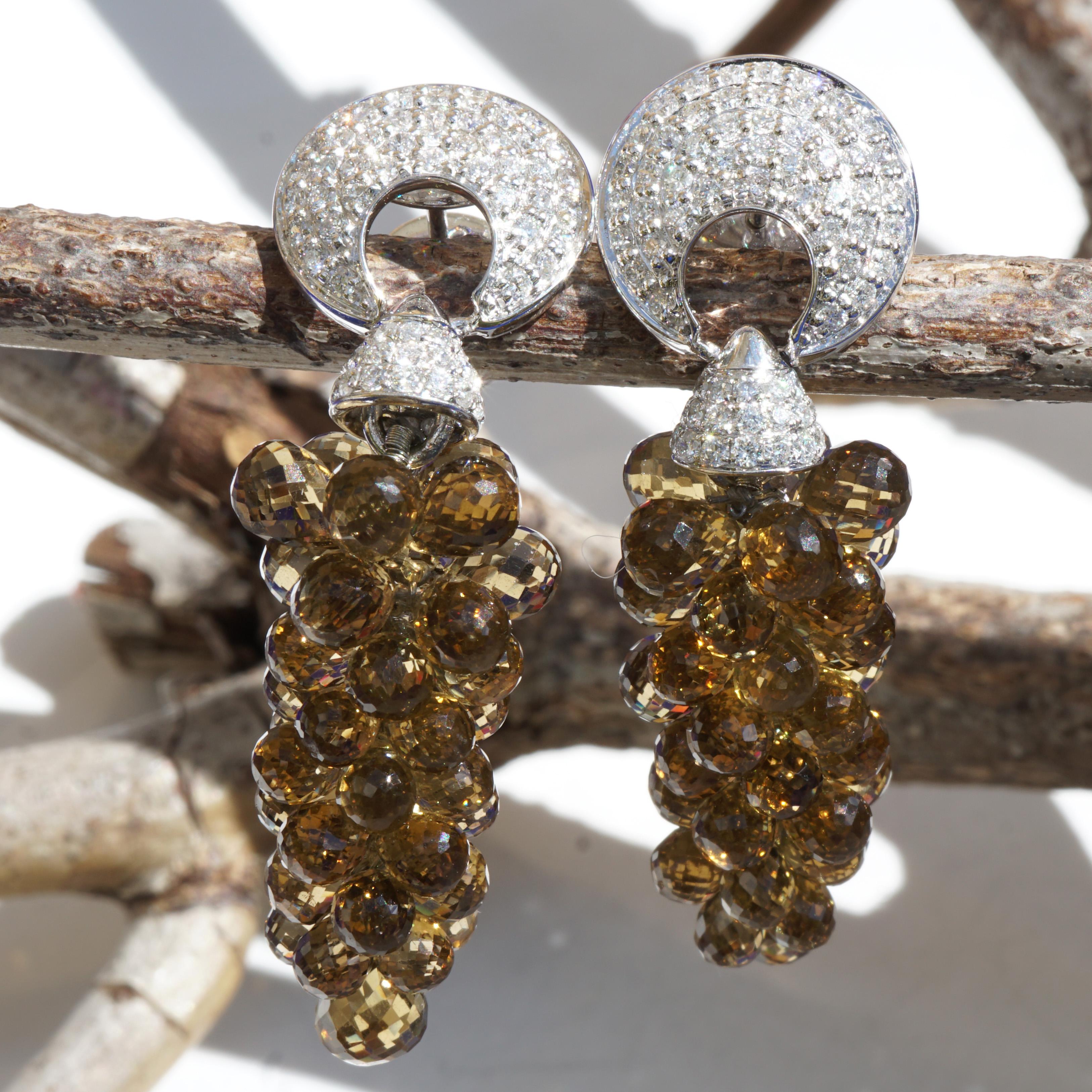 Brilliant 1.31 ct W/VS Smokey Quartz Earrings White Gold in the Shape of Grapes For Sale 3