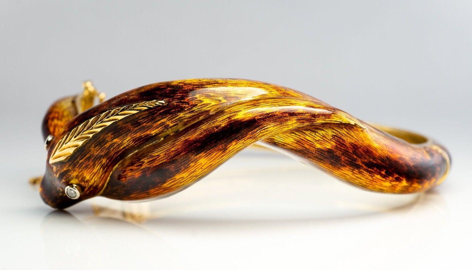 Diamond Snake Bracelet 18K Gold Enamel Bangle In Good Condition For Sale In East Brunswick, NJ
