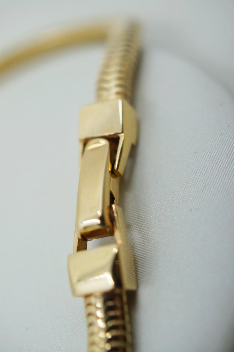 Box-snake chain necklace with inlaid diamond-like cubic zirconia stones