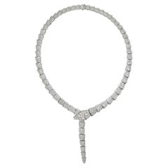 Collier en diamants « Design serpent »