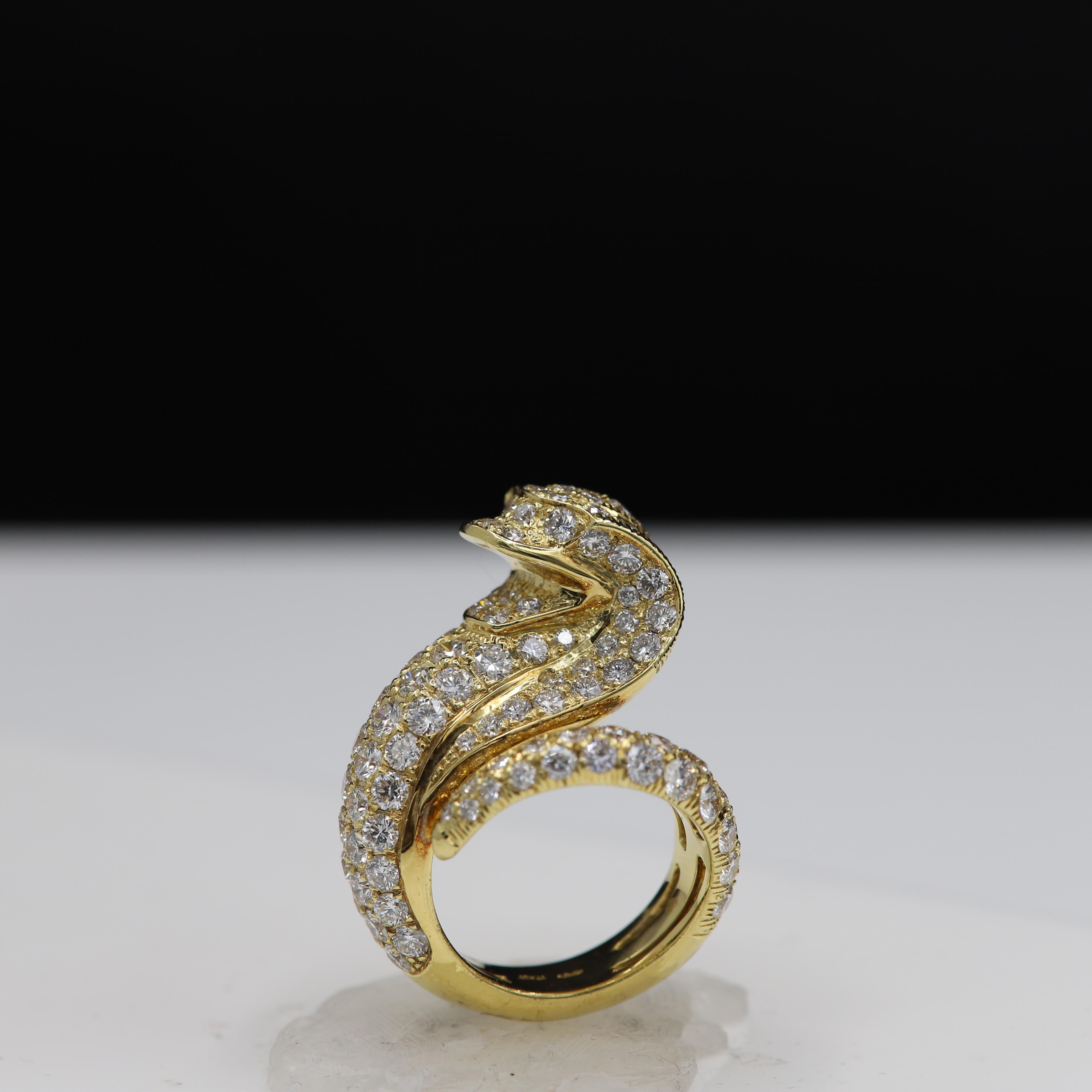 Diamond Snake Ring 18 Karat Yellow Gold Snake For Sale 4