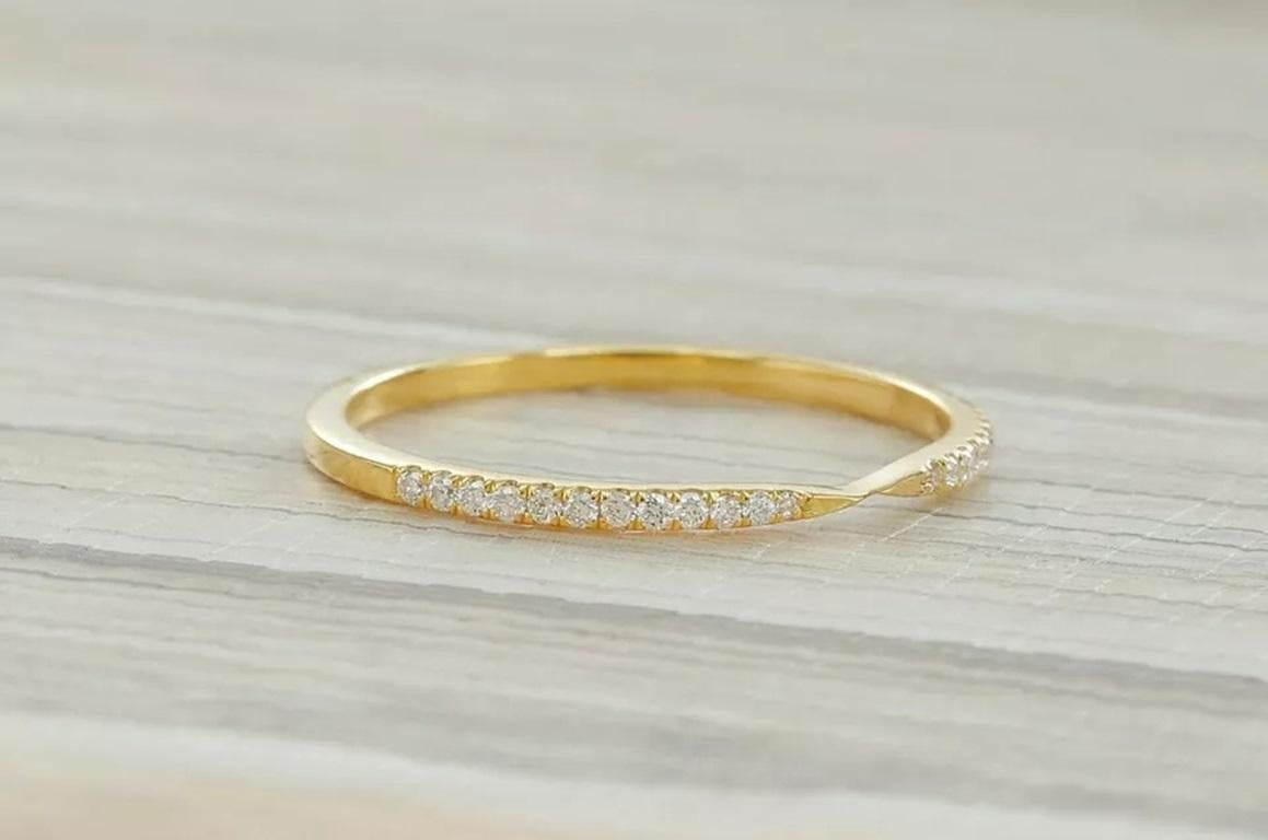 Bague à queue de serpent en diamant Bague de mariage en or massif 14k Bague de mariage.
Léger, il peut être porté tous les jours

Informations complémentaires :
Condit : Nouveau avec étiquettes : Un article neuf, non utilisé et non porté (y compris