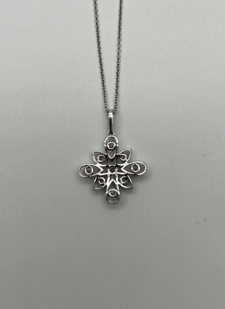 Mixed Cut Diamond Snowflake Floral Flower Symbol Motif White Gold Pendant Chain Necklace For Sale