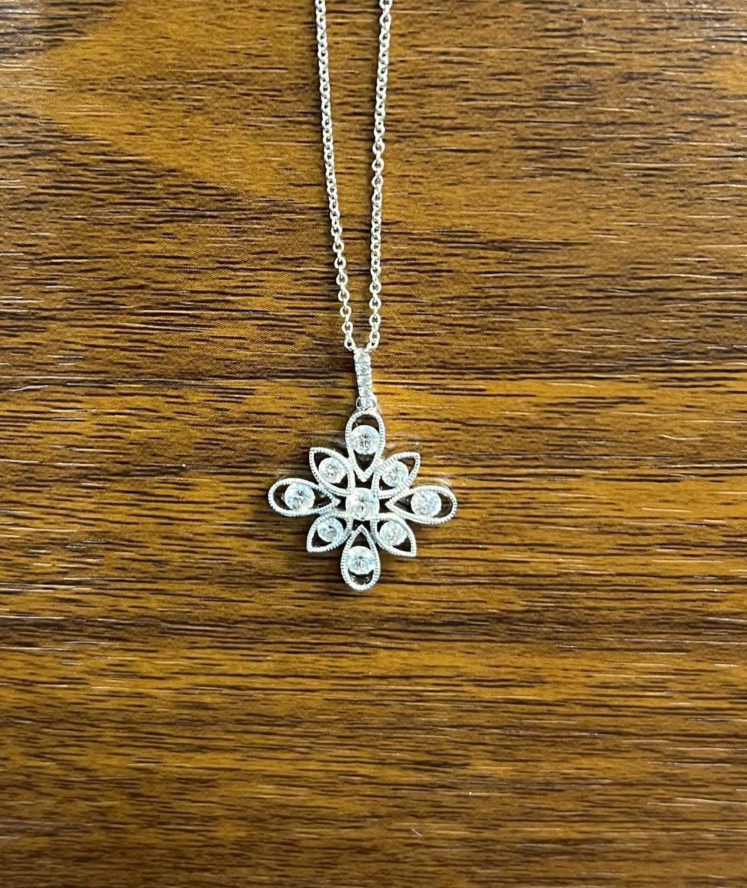 Women's Diamond Snowflake Floral Flower Symbol Motif White Gold Pendant Chain Necklace For Sale