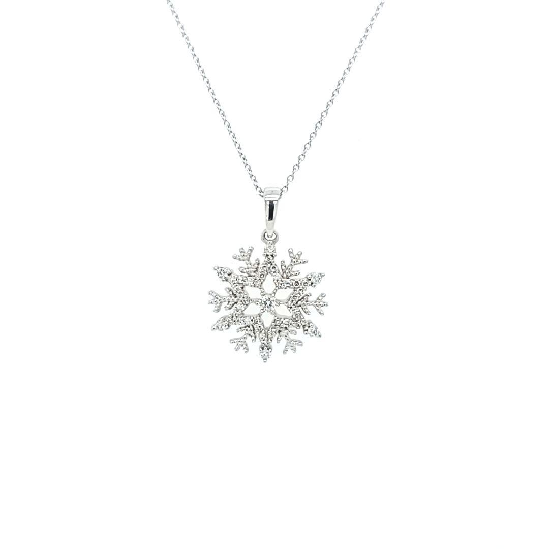 Diamond Snowflake Pendant Necklace In Good Condition For Sale In Coral Gables, FL