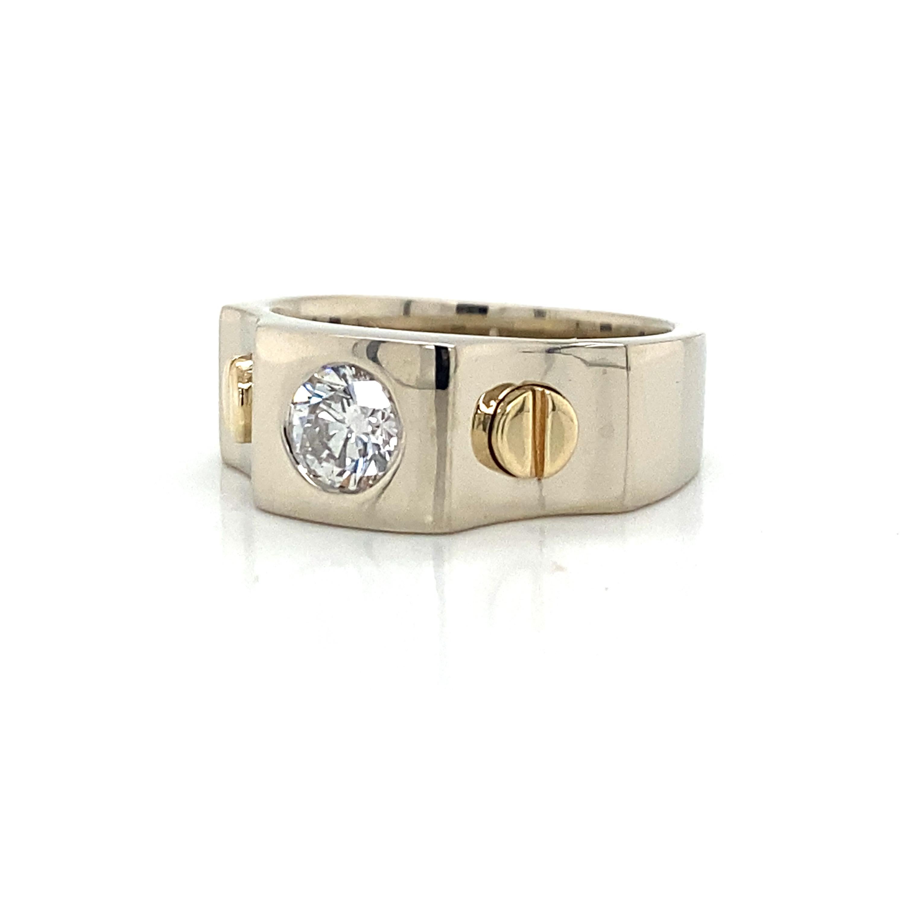 Round Cut Diamond Solitaire 14K Yellow Gold Gents Band Ring For Sale