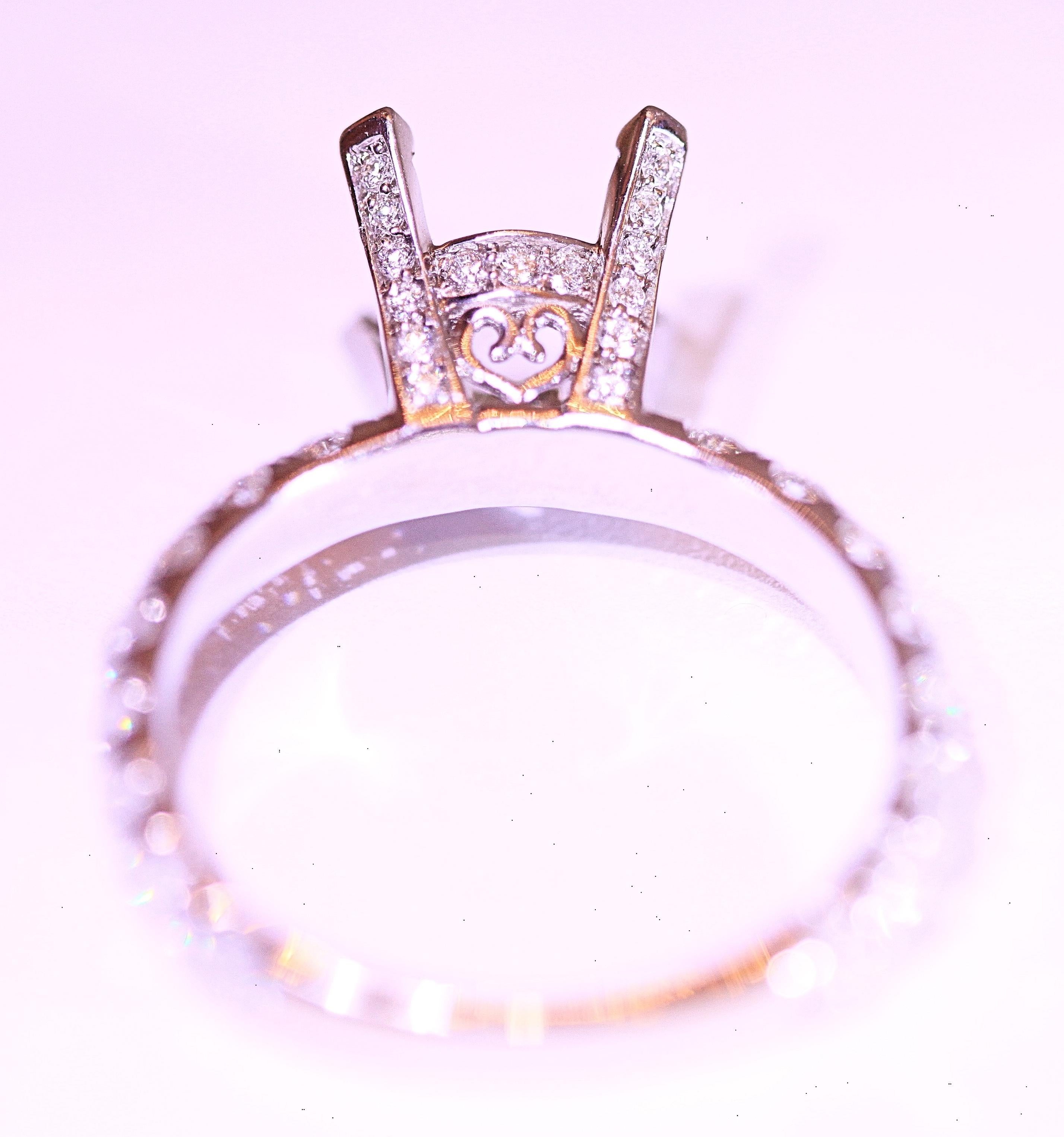 Women's Diamond Solitaire Engagement Ring 18 Karat White Gold For Sale