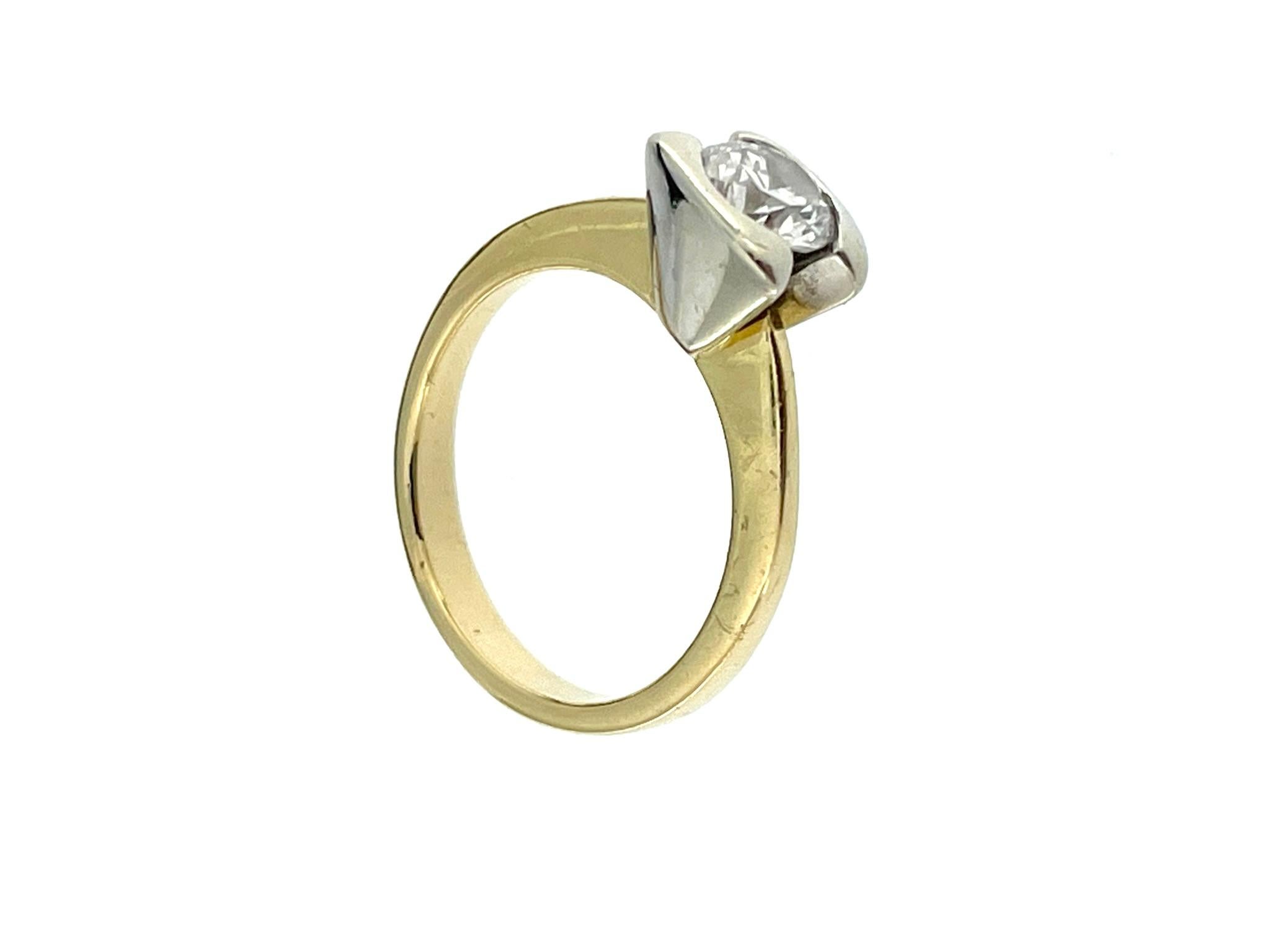Modern Diamond Solitaire Italian Ring 18 karat Yellow and White Gold For Sale