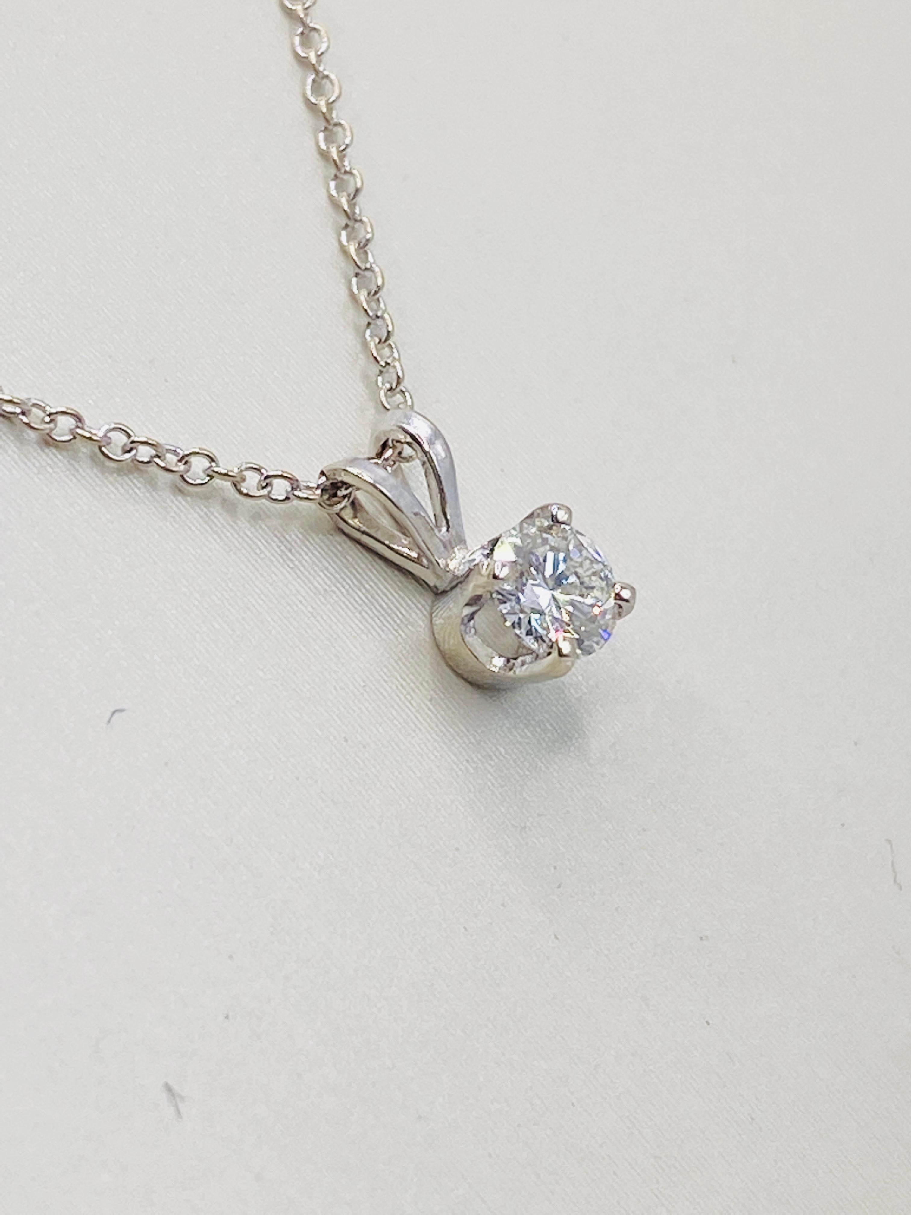 Solitär-Halskette mit Diamanten im Zustand „Gut“ im Angebot in DALLAS, TX
