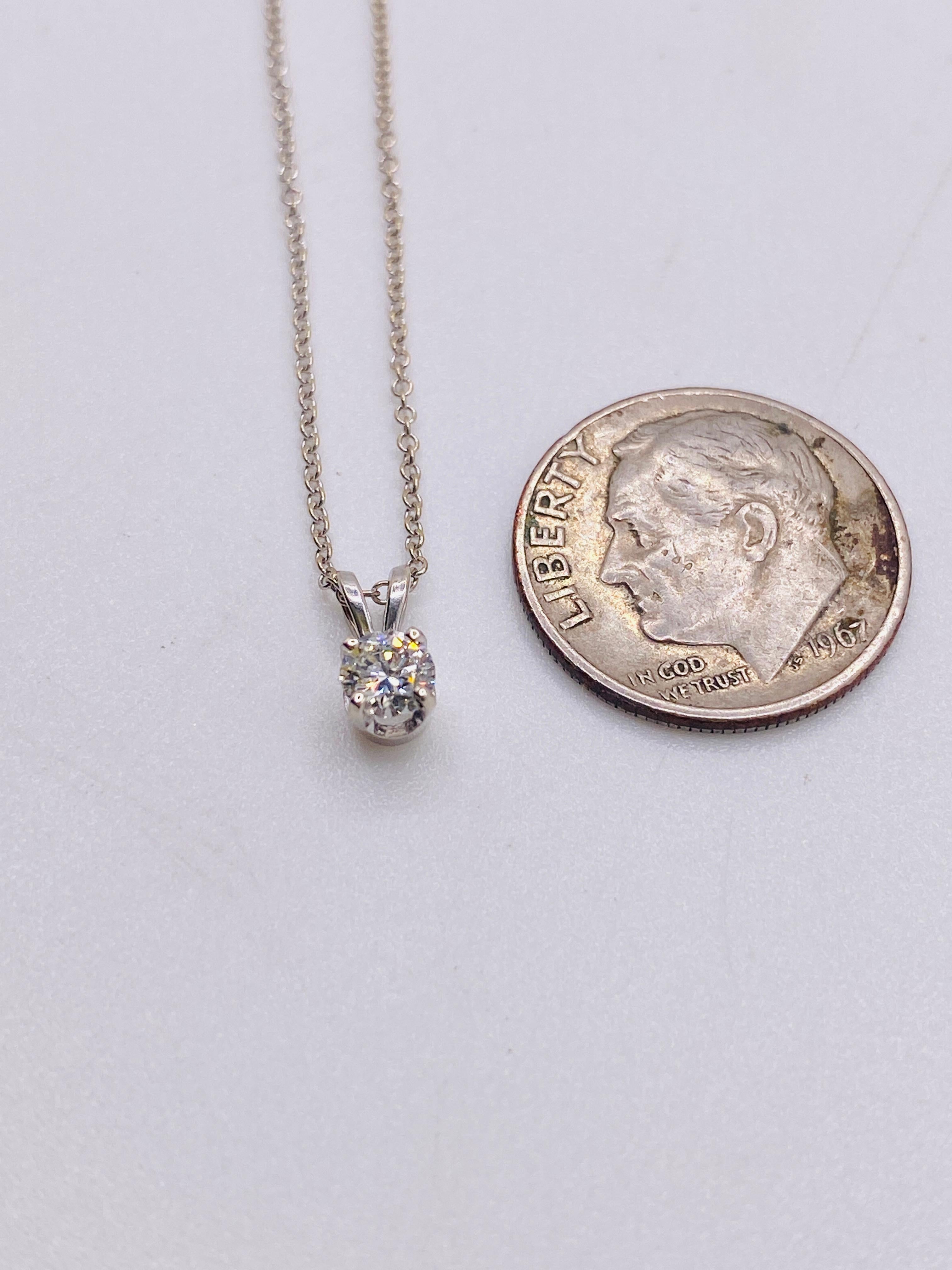 Solitär-Halskette mit Diamanten für Damen oder Herren im Angebot